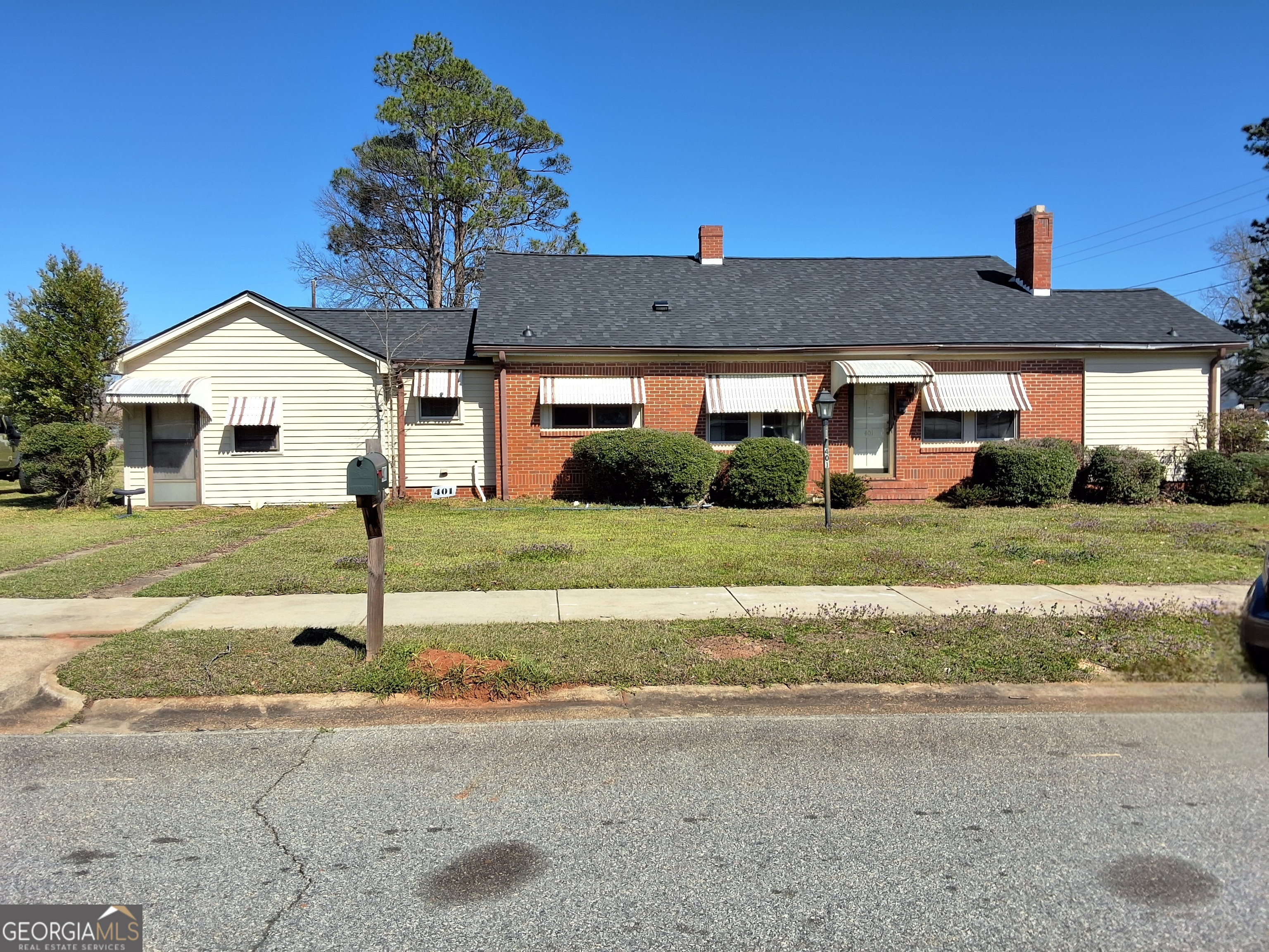 401 10th Street Property Photo