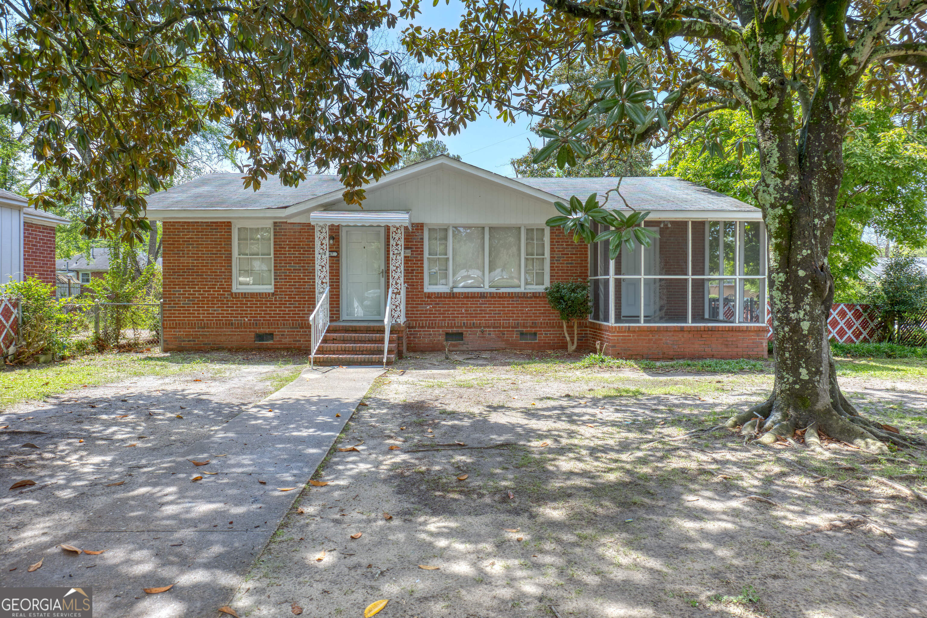 1047 Fisk Avenue Property Photo