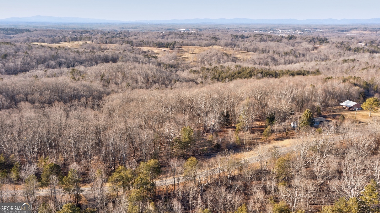 7175 Anderson Lake Road Property Photo 4