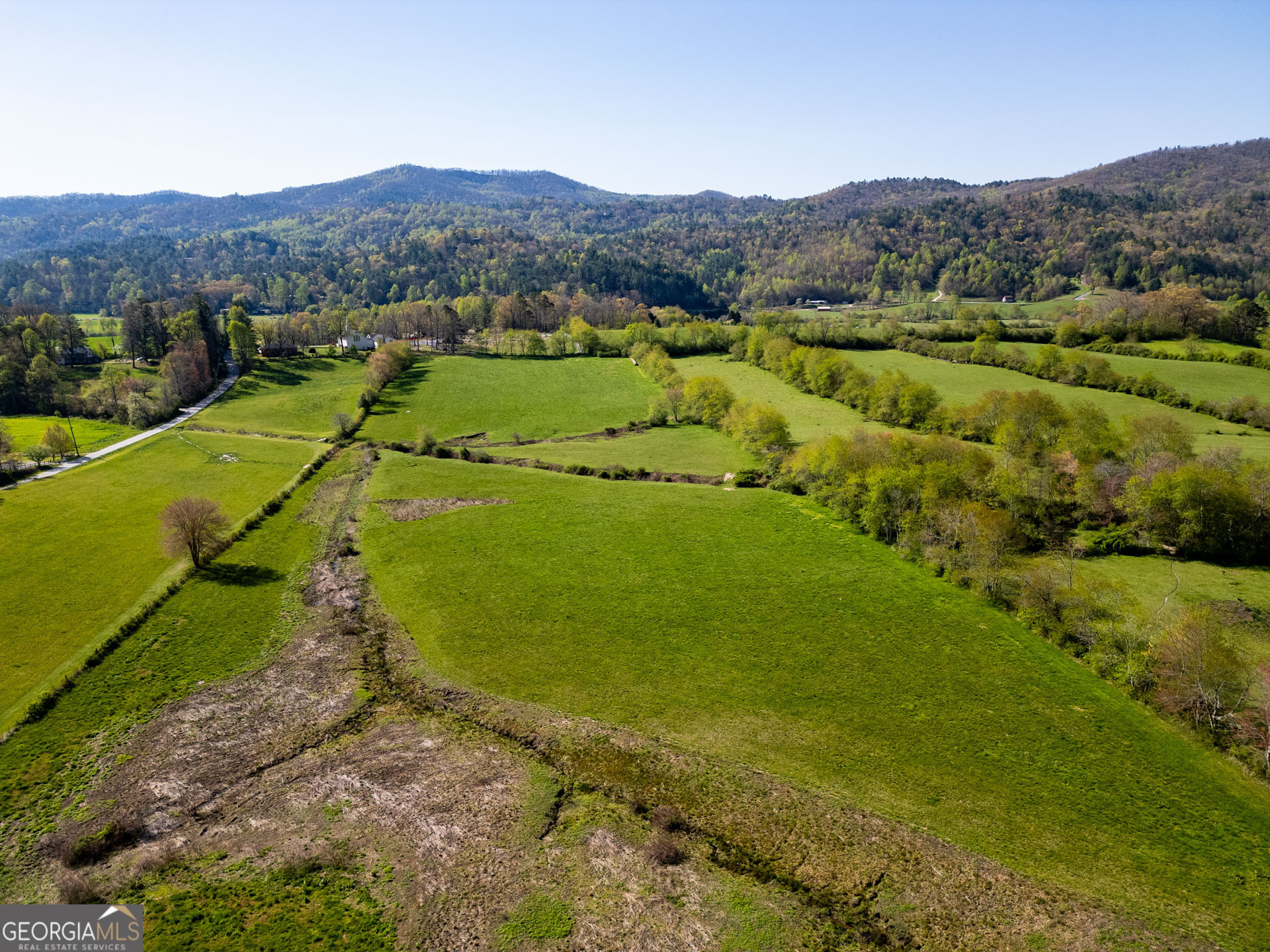 5192 Wolffork Road Property Photo 7