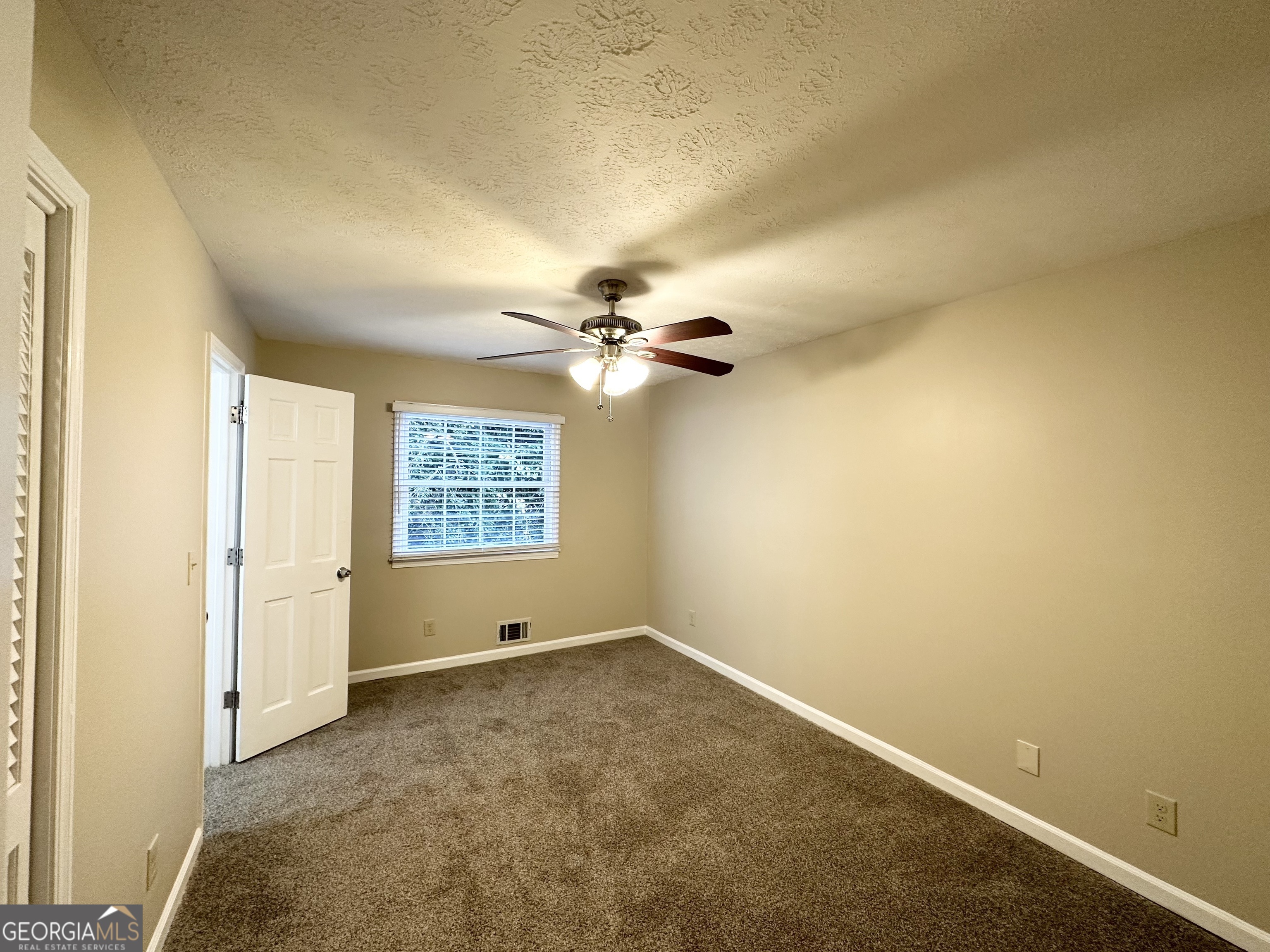 3138 Beechwood Drive Property Photo 10
