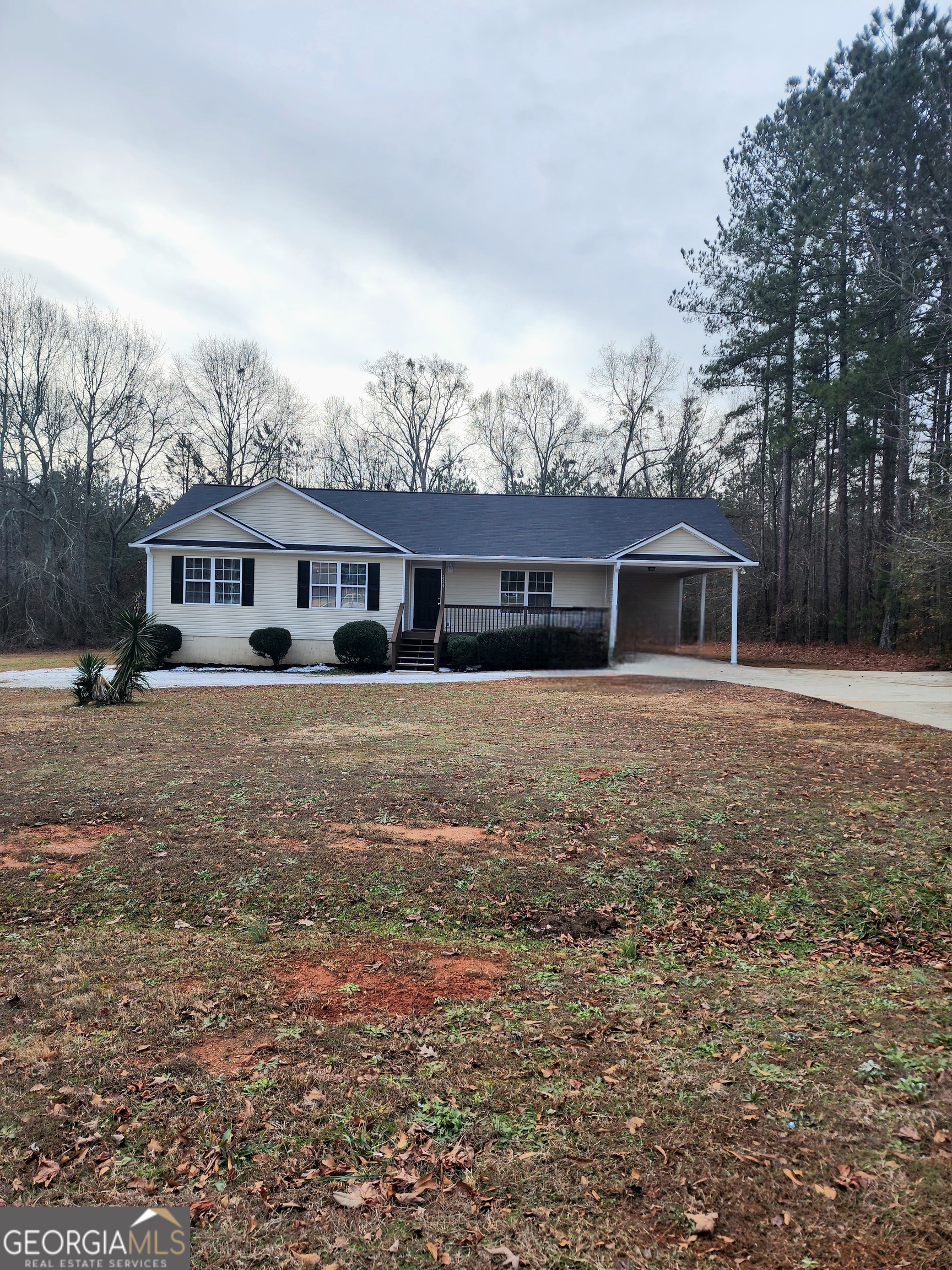 324 Emerald Circle Property Photo