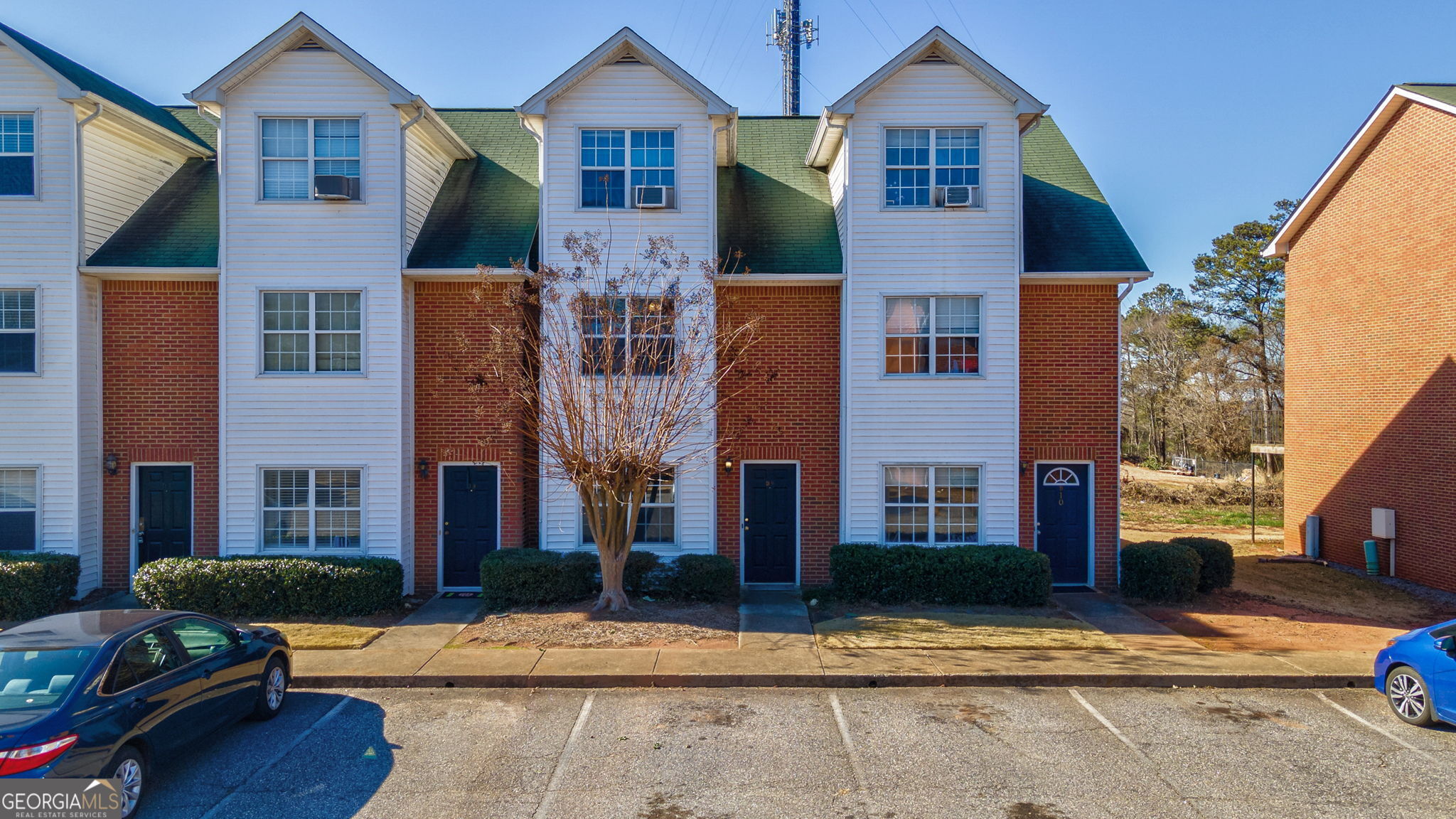 2165 S Milledge Ave Unit D9 Property Photo 3