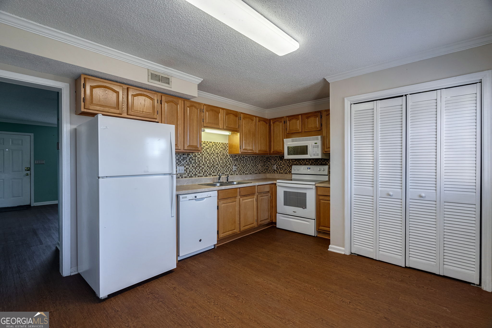 2165 S Milledge Ave Unit D9 Property Photo 7