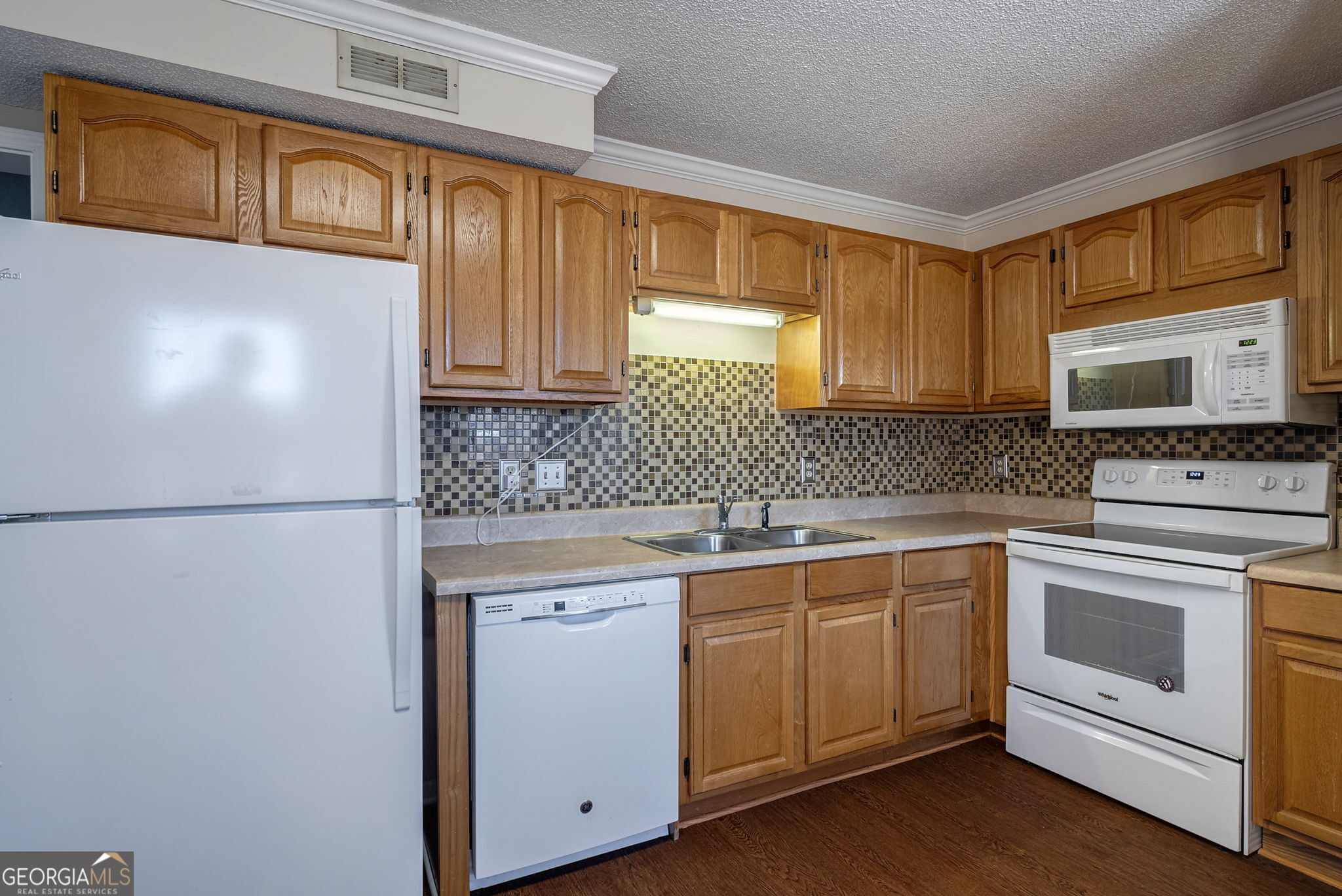2165 S Milledge Ave Unit D9 Property Photo 11