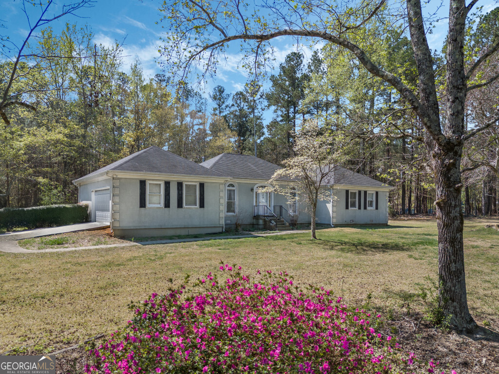 124 Hidden Lake Drive Property Photo