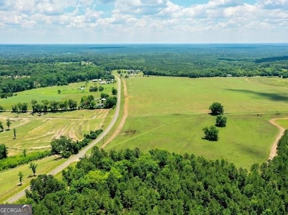 640 Sparta Highway Property Photo 7