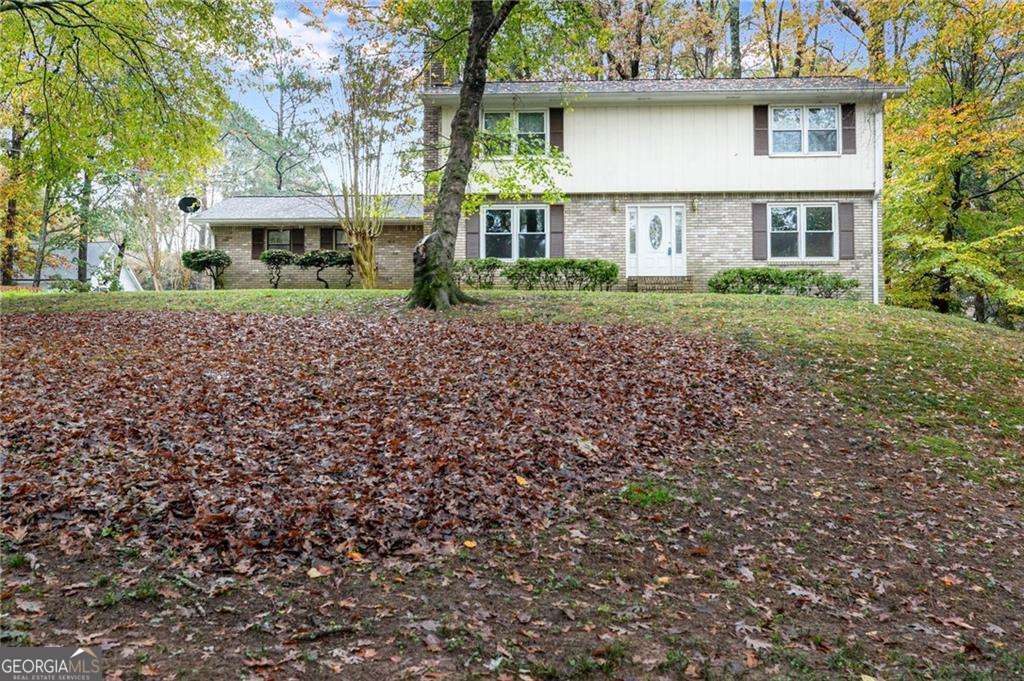 620 Oakstone Way Property Photo 1