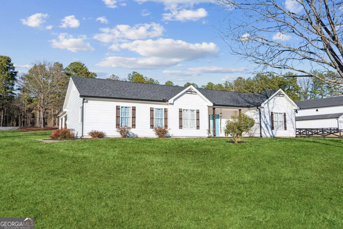 397 Harvey Lokey Road Property Photo 1