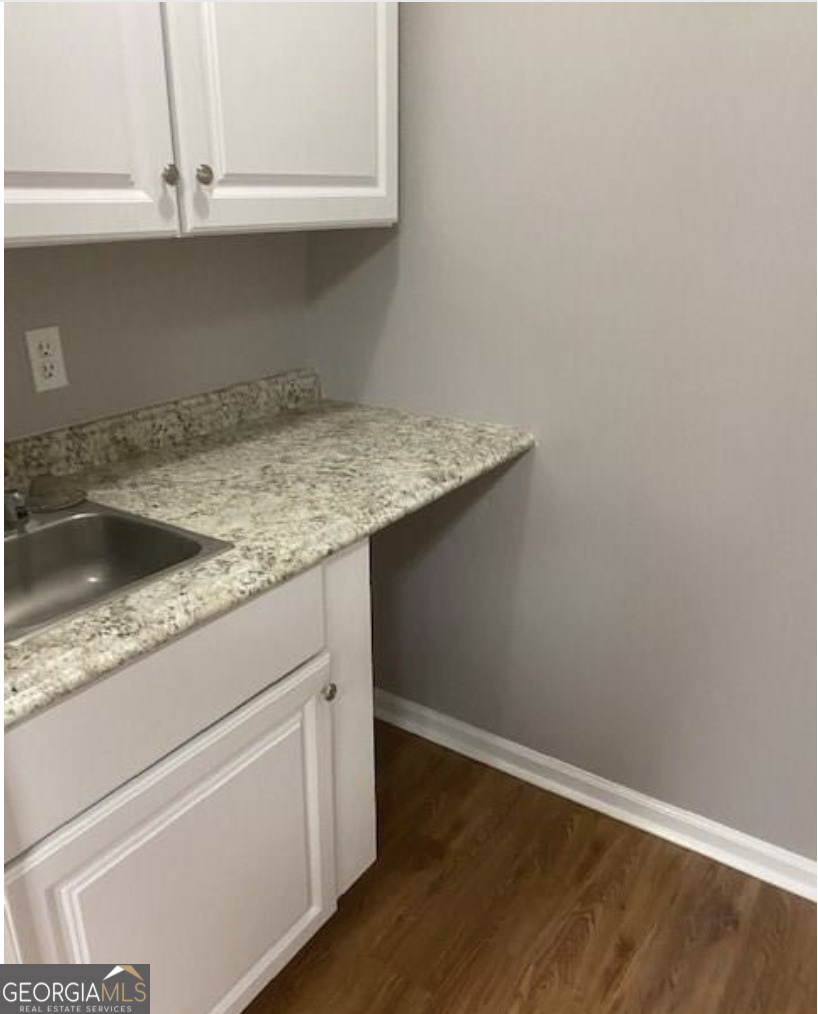 527 Us Highway 80 W # F Property Photo 9