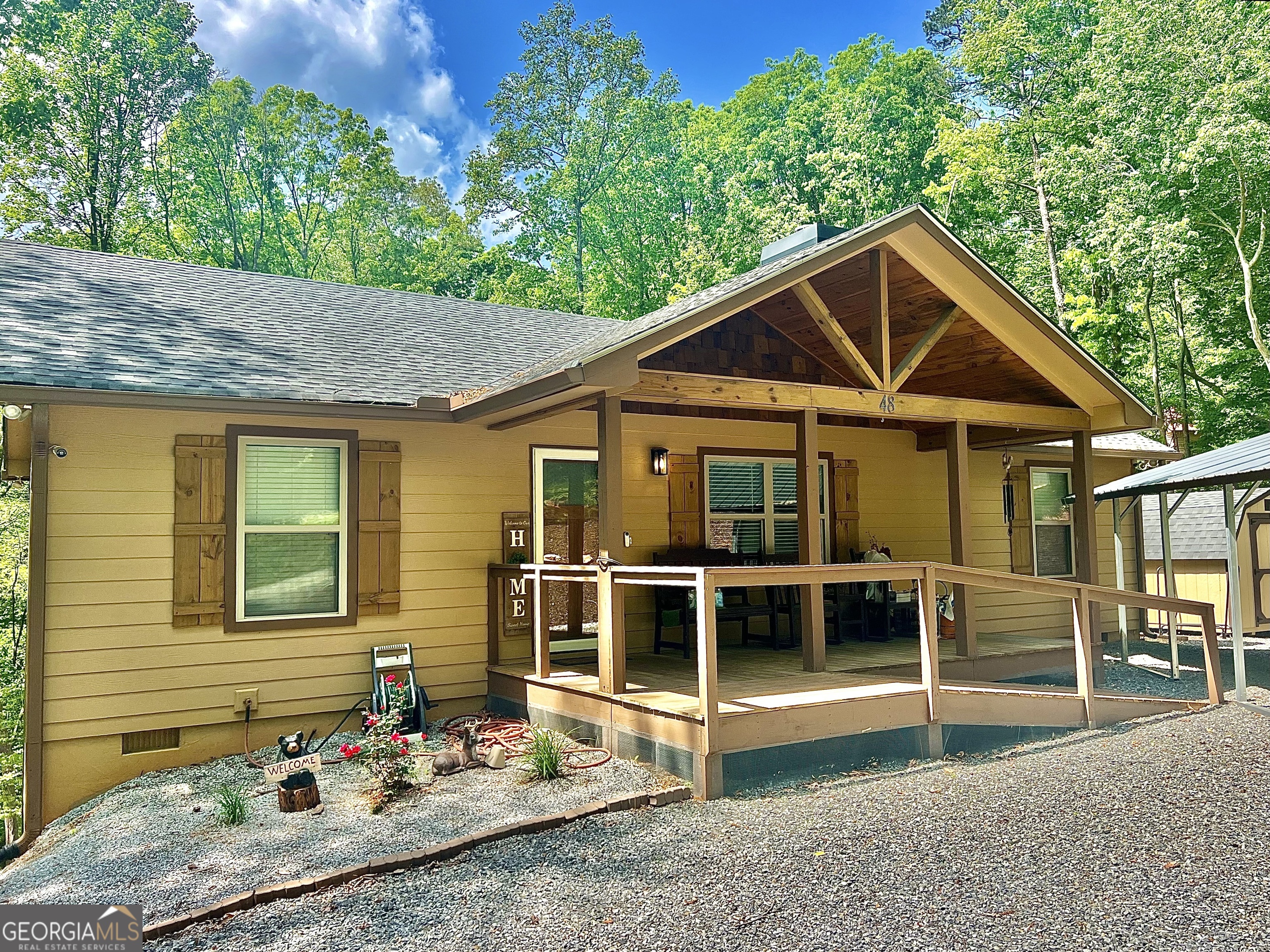48 Elmwood Circle Property Photo 1