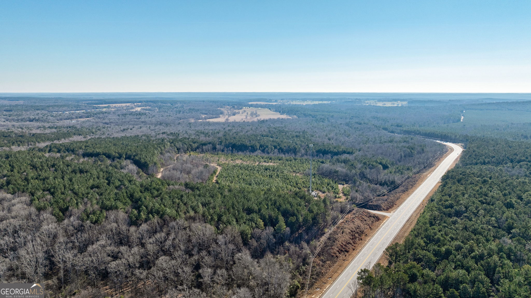 1553 Washington Road Property Photo 4