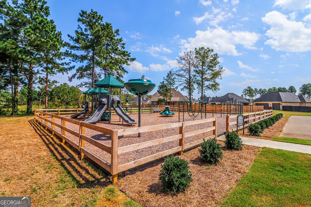 109 Forest Haven Way Property Photo 3