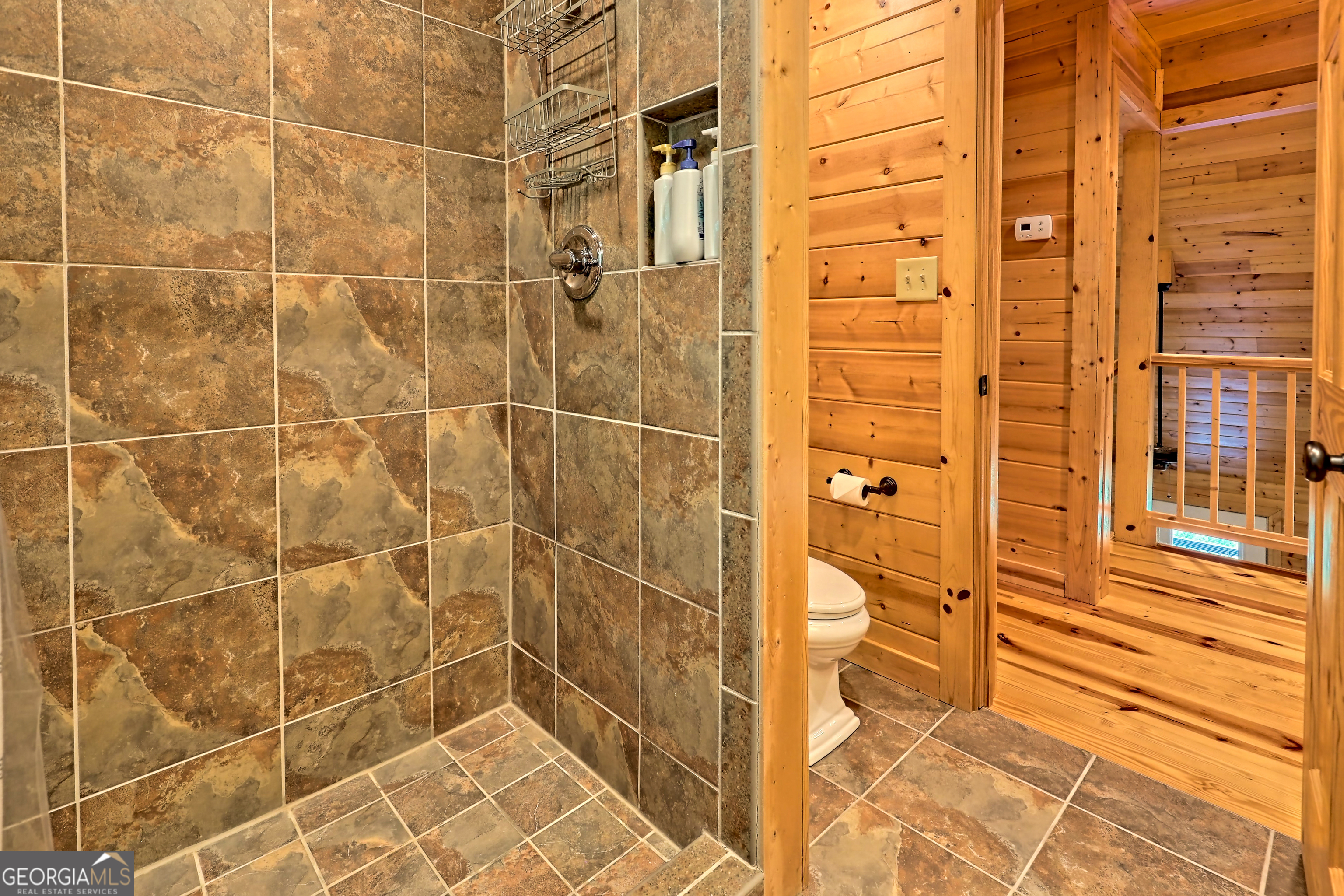 672 Screamer Drive Property Photo 14