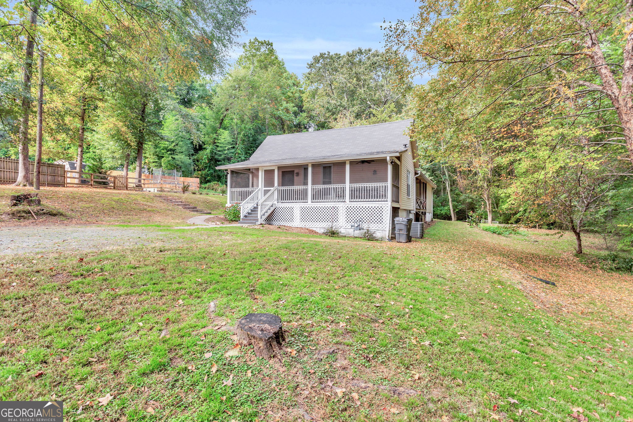 4481 Mclain Circle Property Photo 3