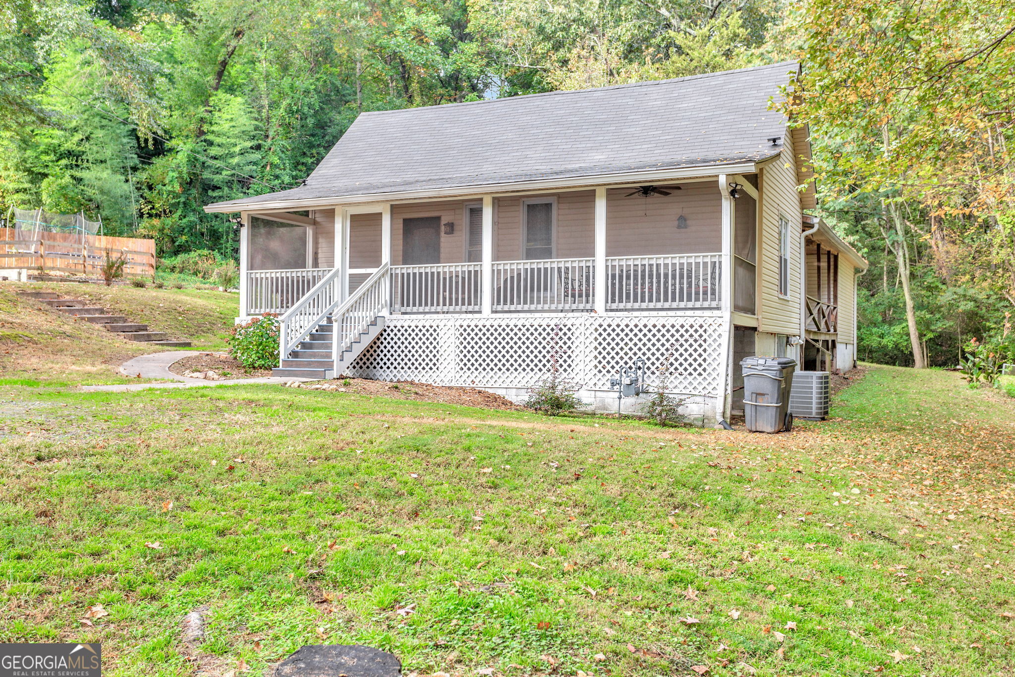 4481 Mclain Circle Property Photo 4