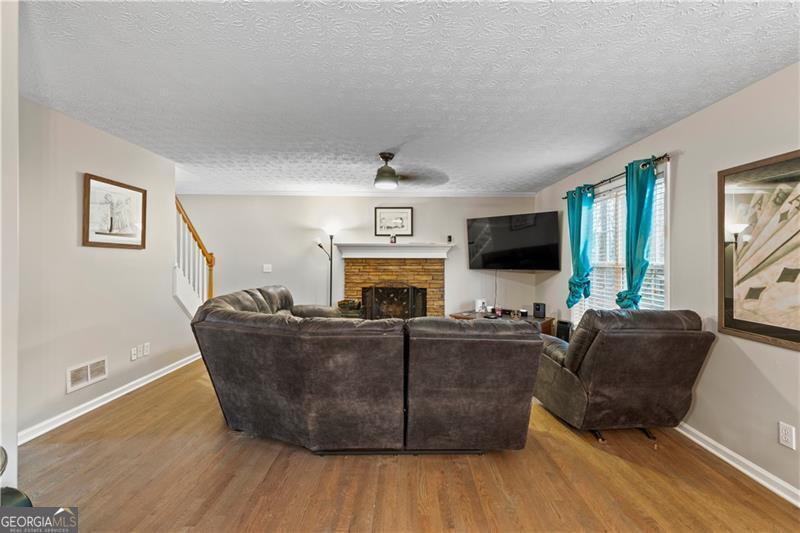 3065 Willow Park Drive Property Photo 11