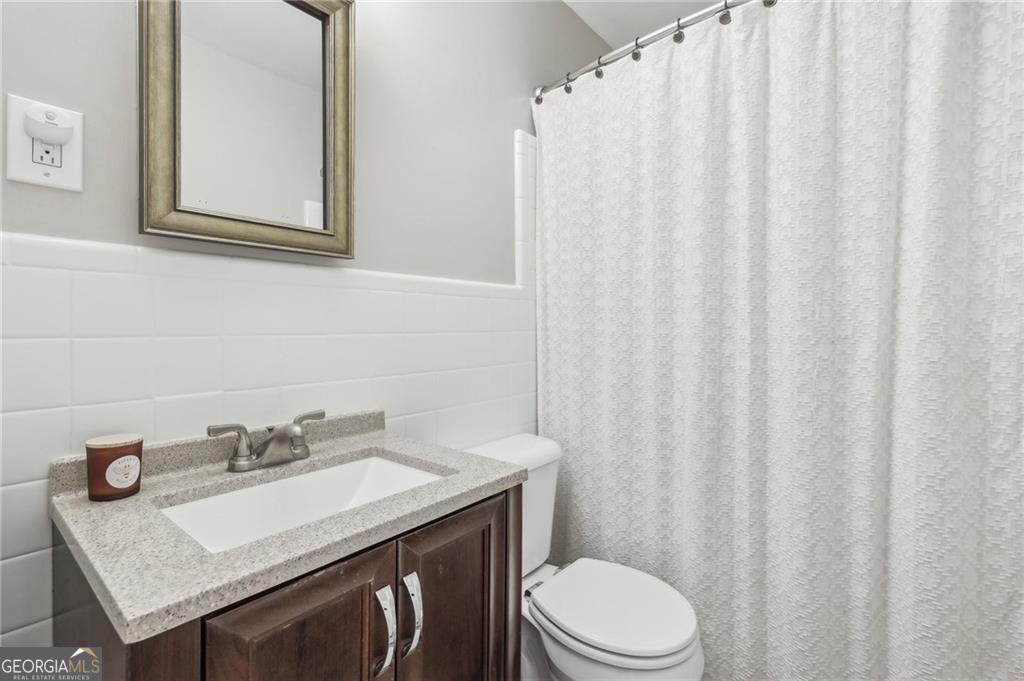 486 Holly Place Property Photo 11