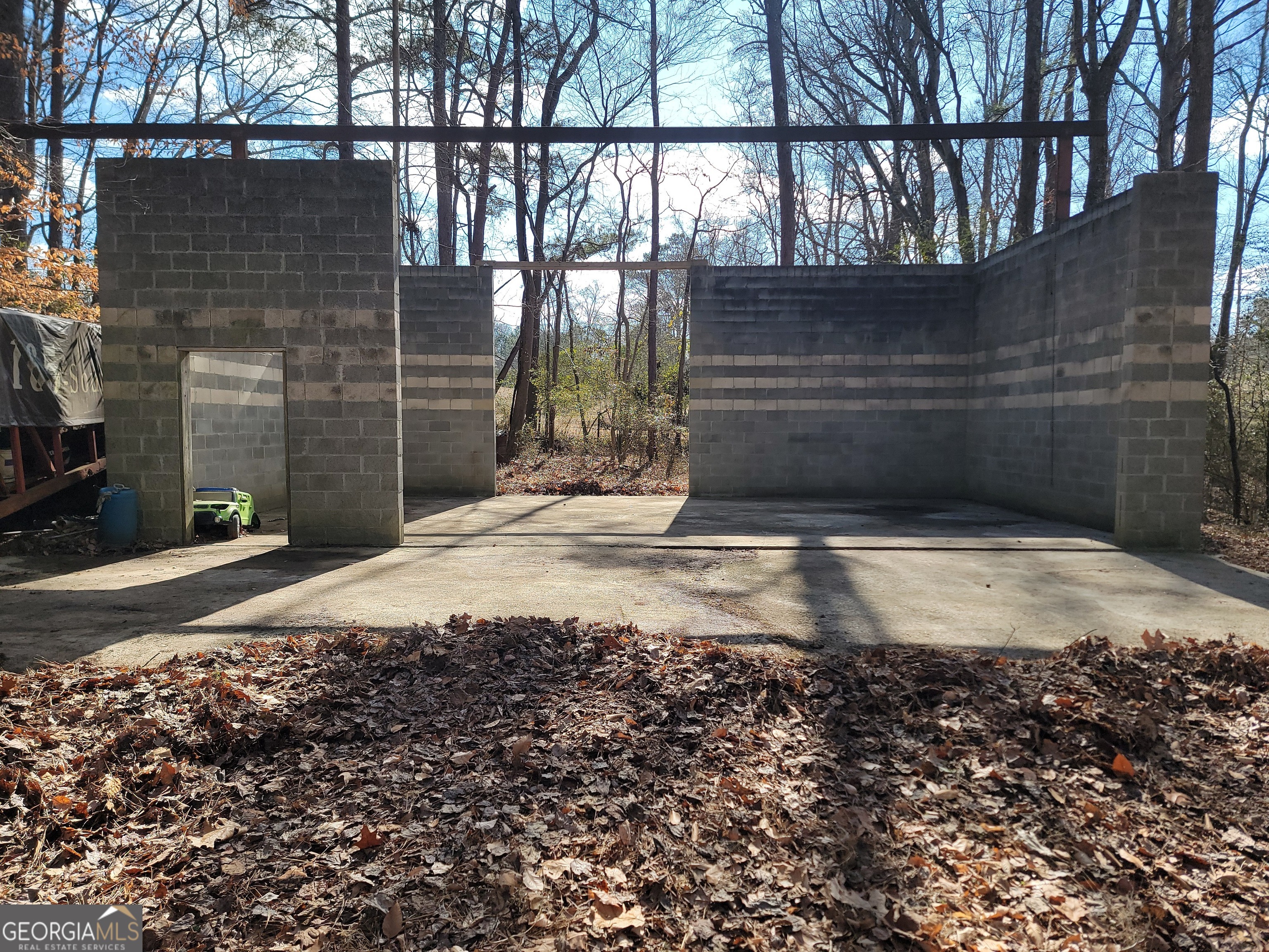1855 S Flat Rock Road Property Photo 1