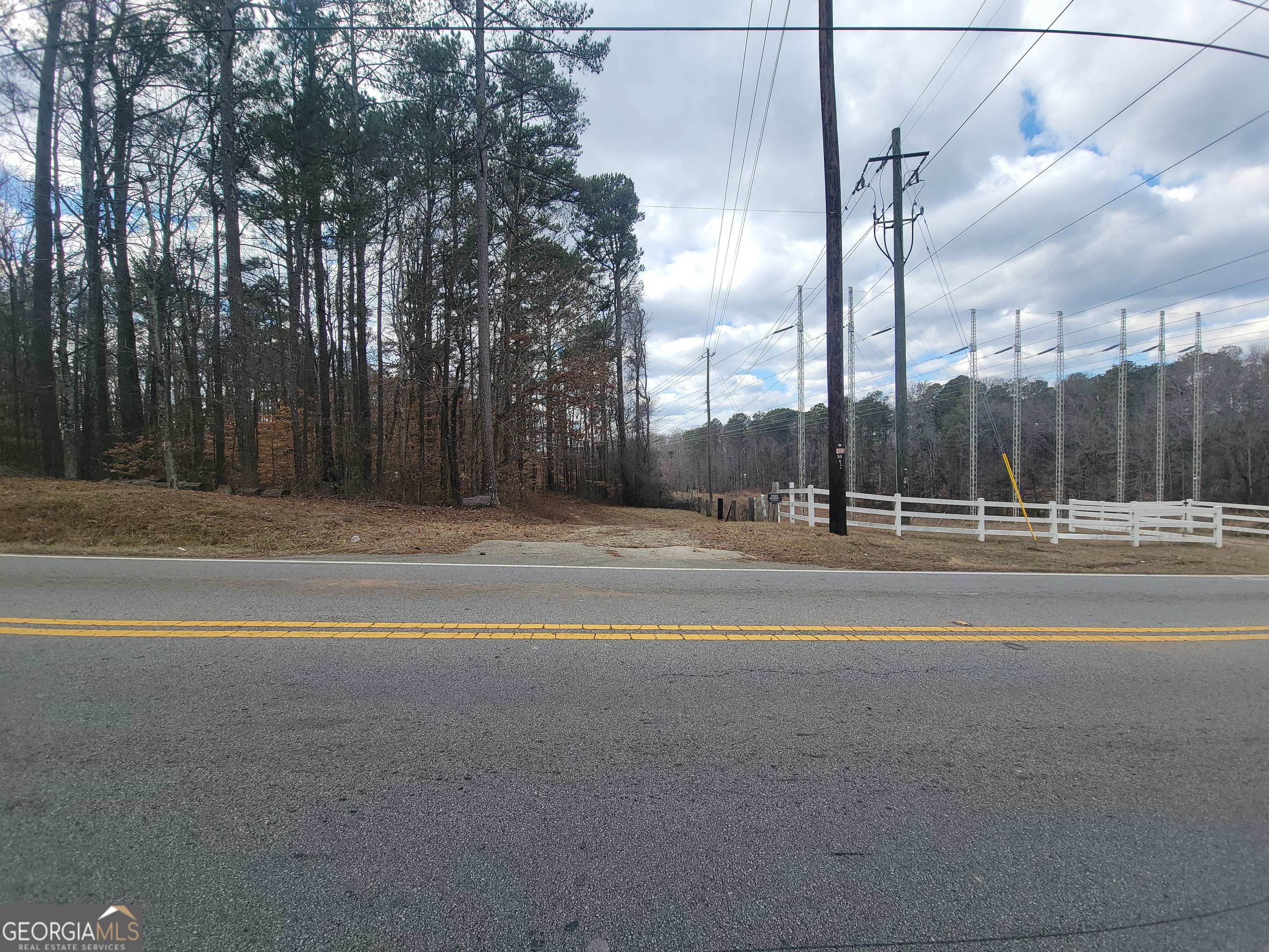 1855 S Flat Rock Road Property Photo 9