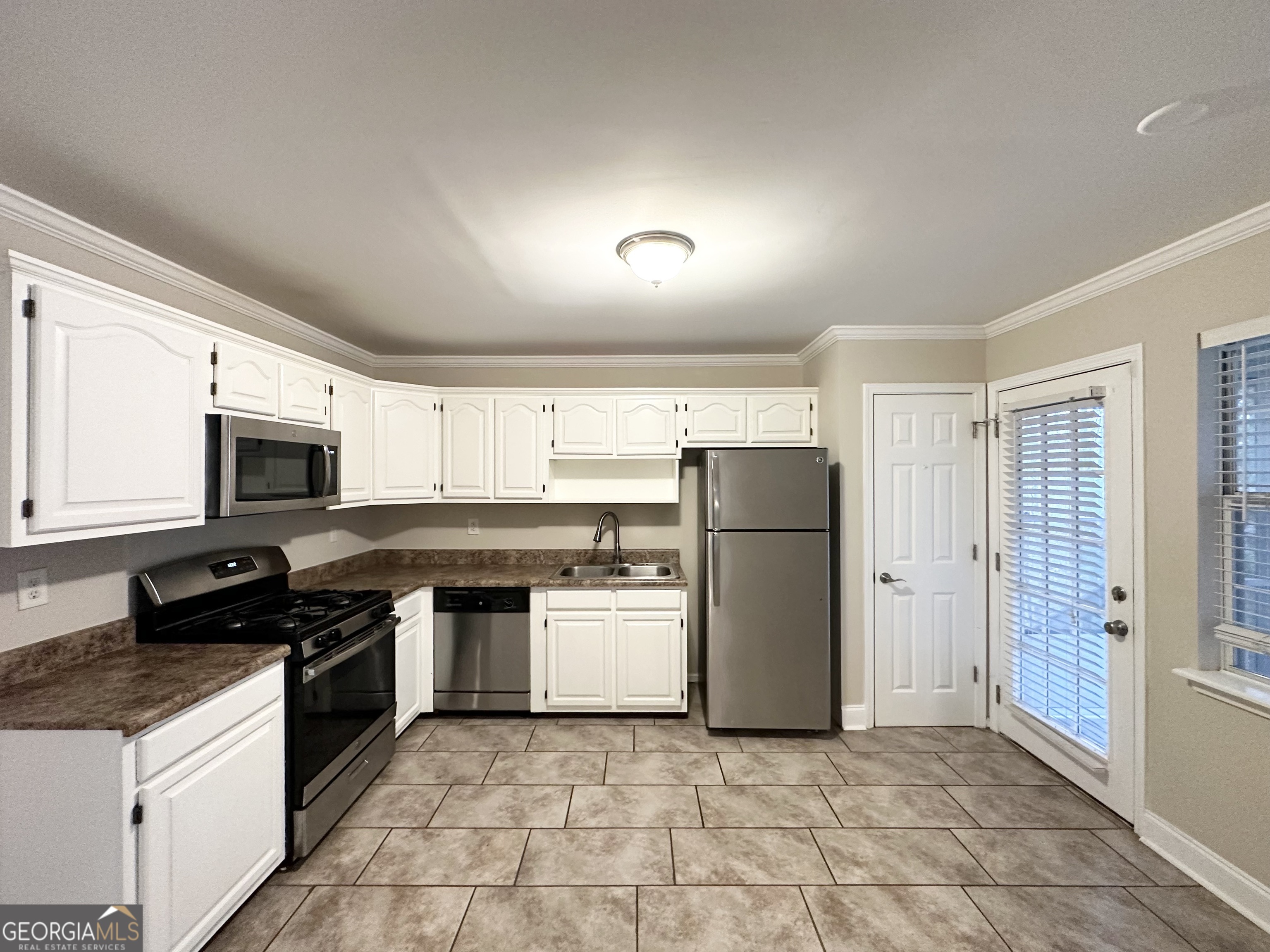 1134 Wagon Trace Property Photo 6