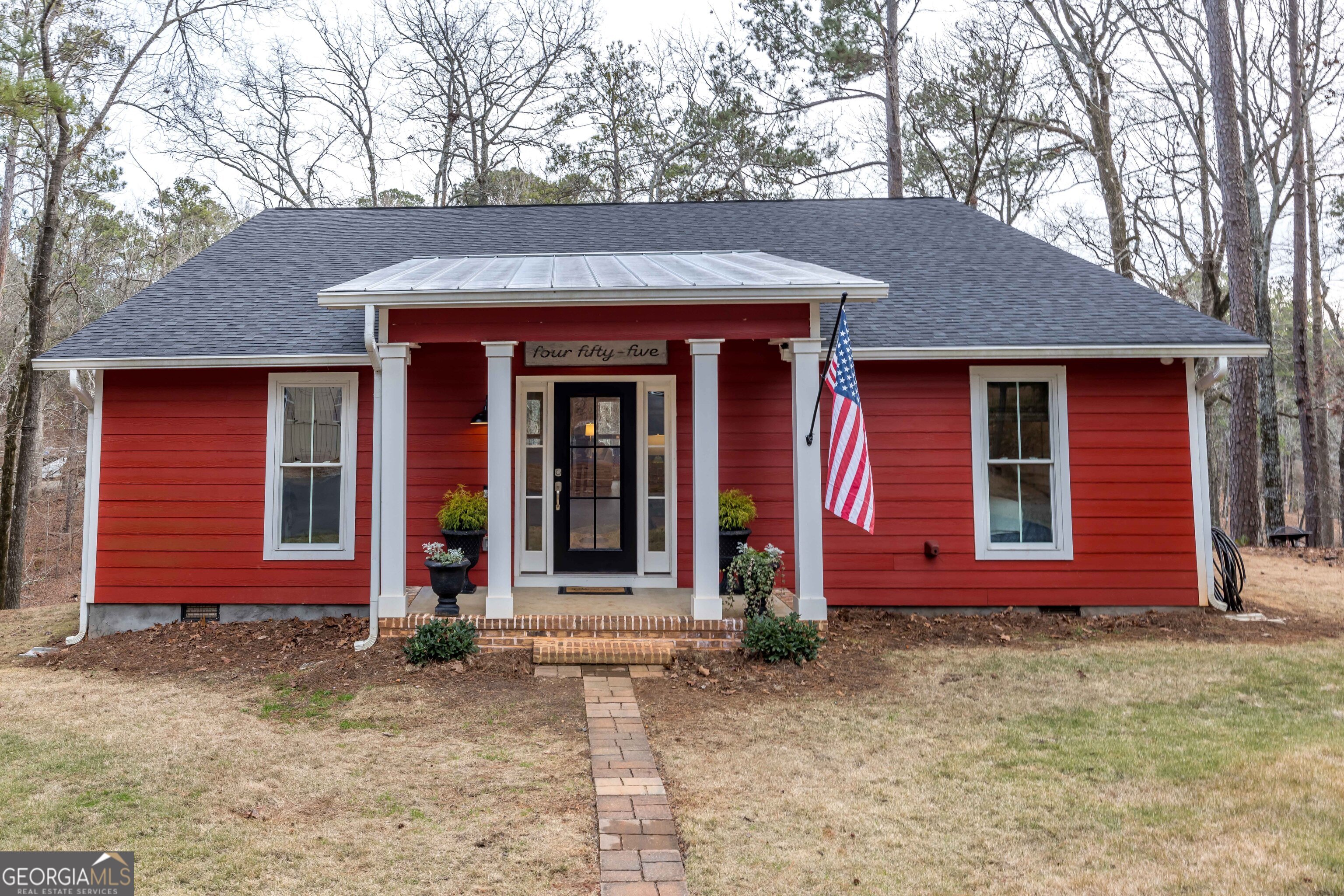 455 Cedar Drive Property Photo 1