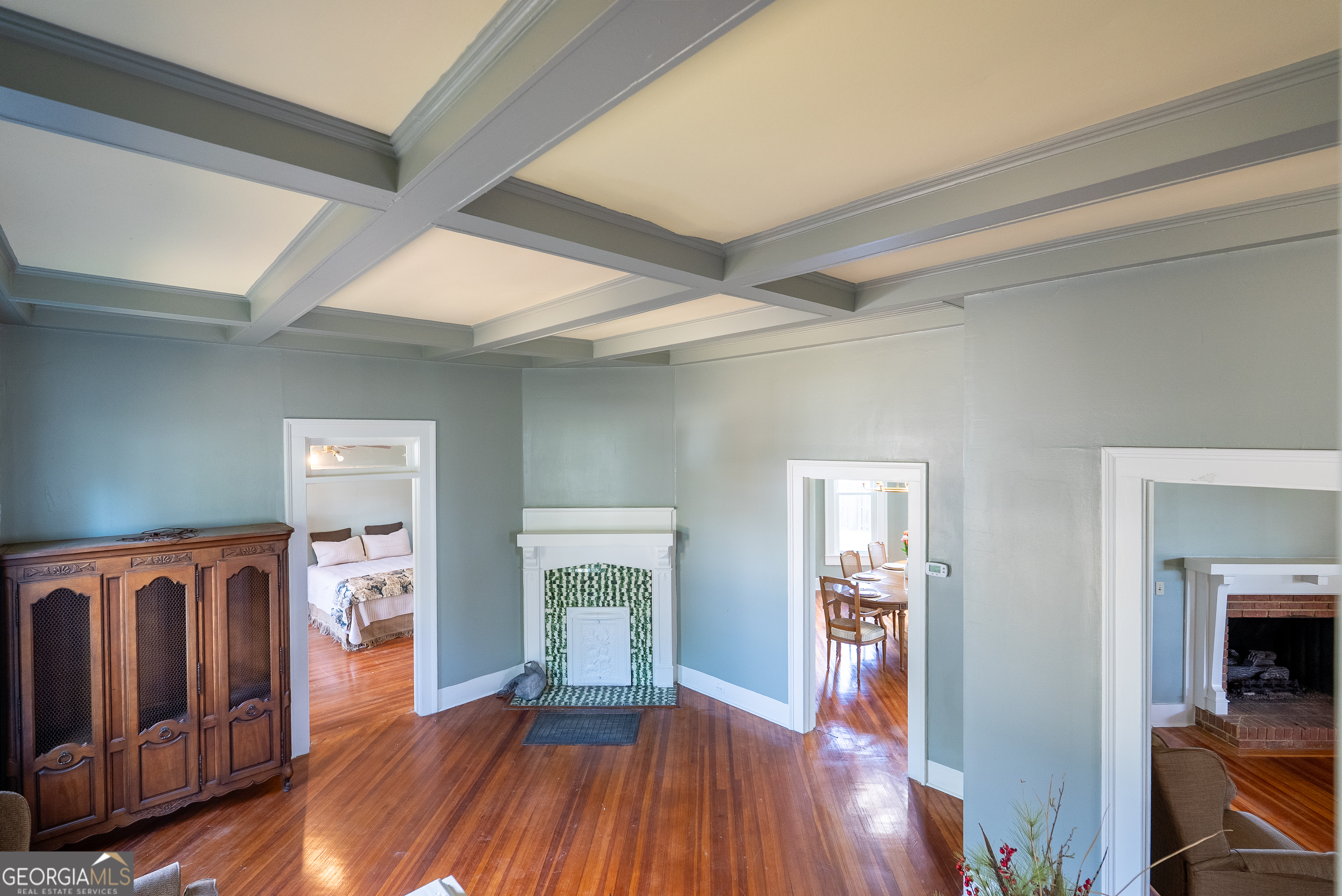 212 Hand Avenue W Property Photo 19