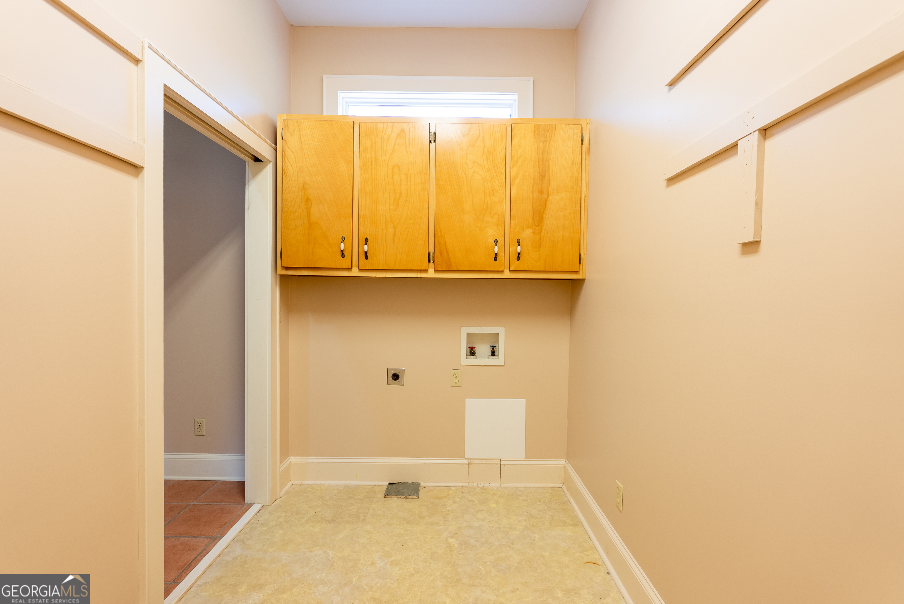 212 Hand Avenue W Property Photo 42