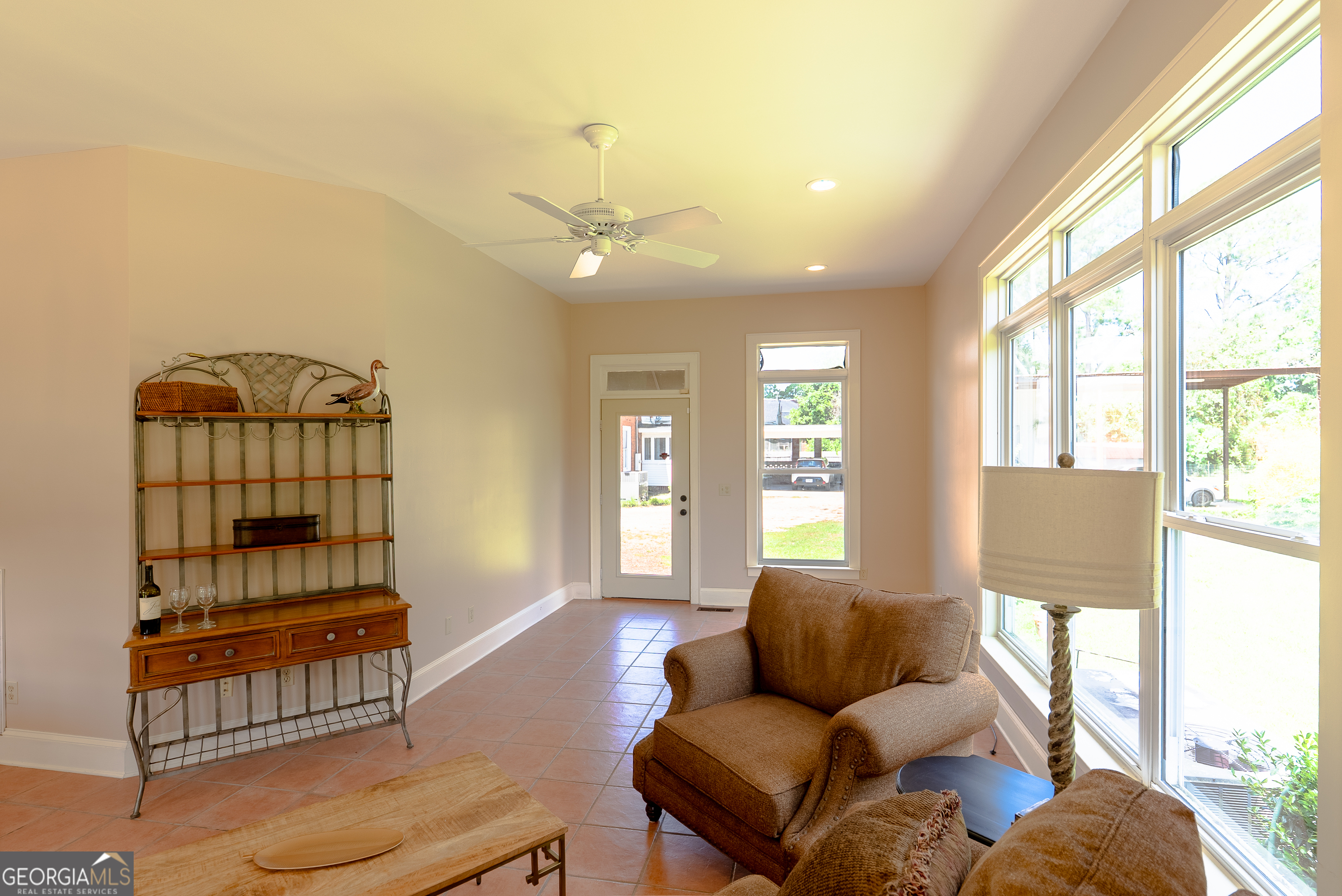 212 Hand Avenue W Property Photo 66