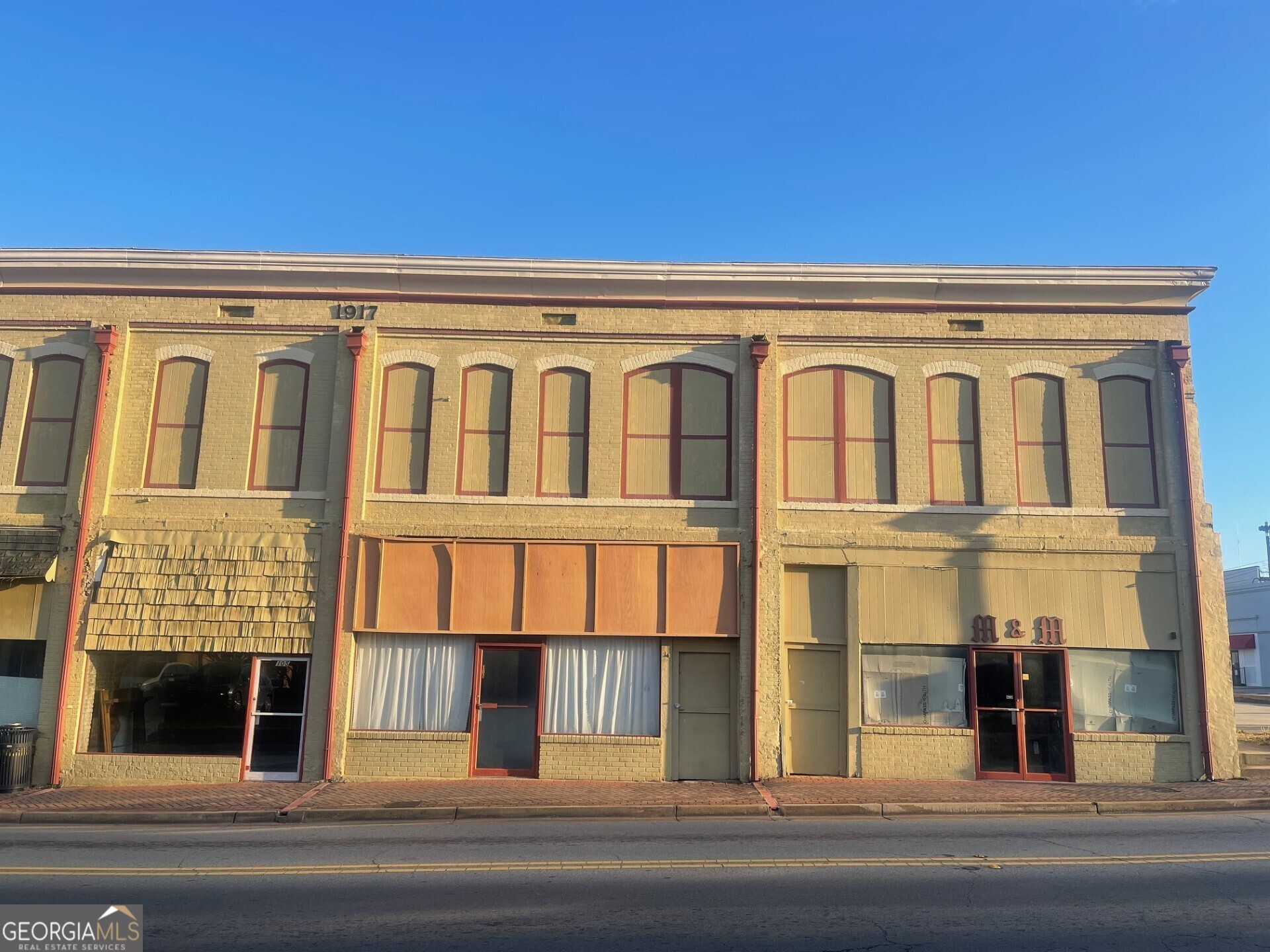 105 E. Robert Toombs Ave. Property Photo