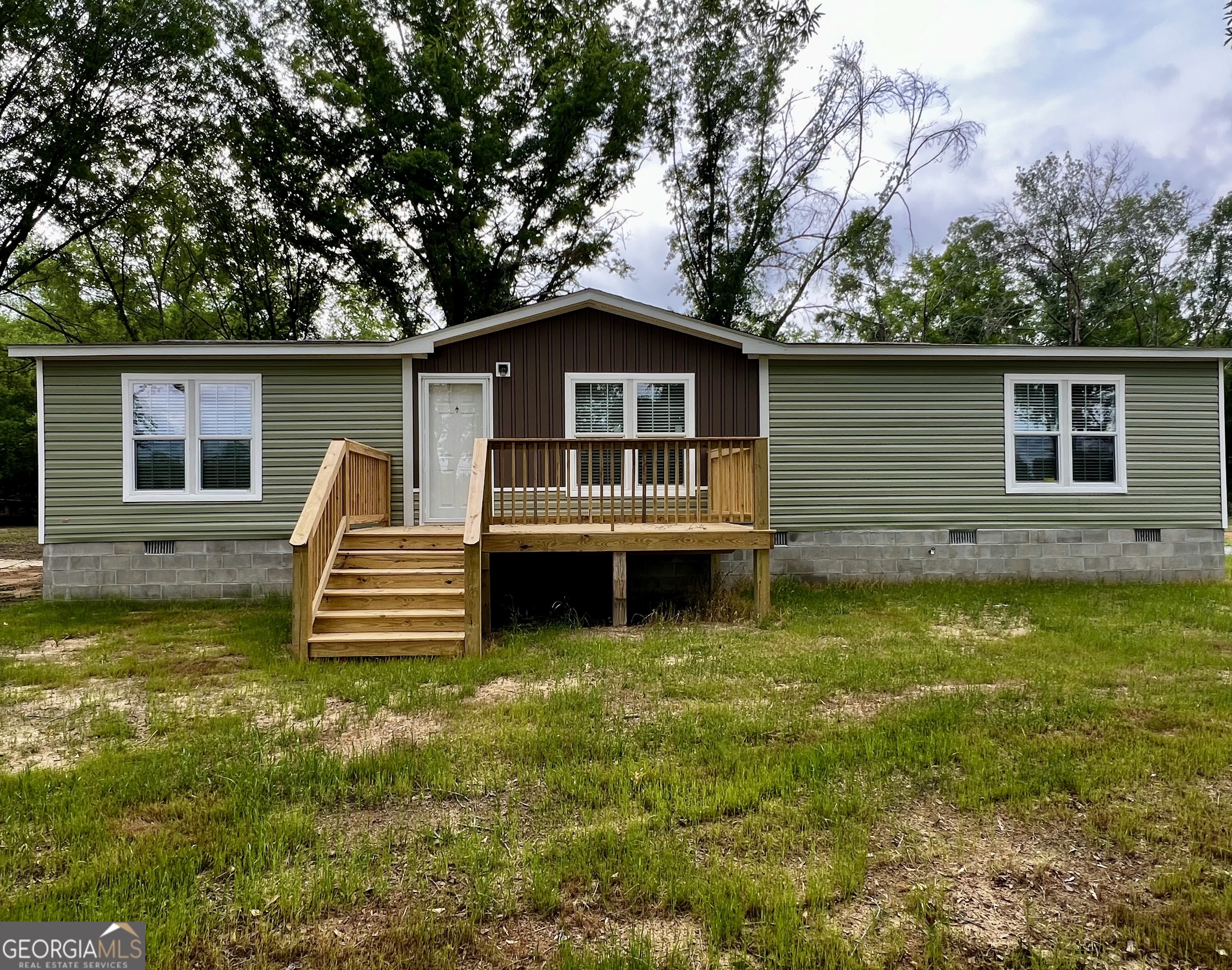 182 Rene Dr. Extension Property Photo