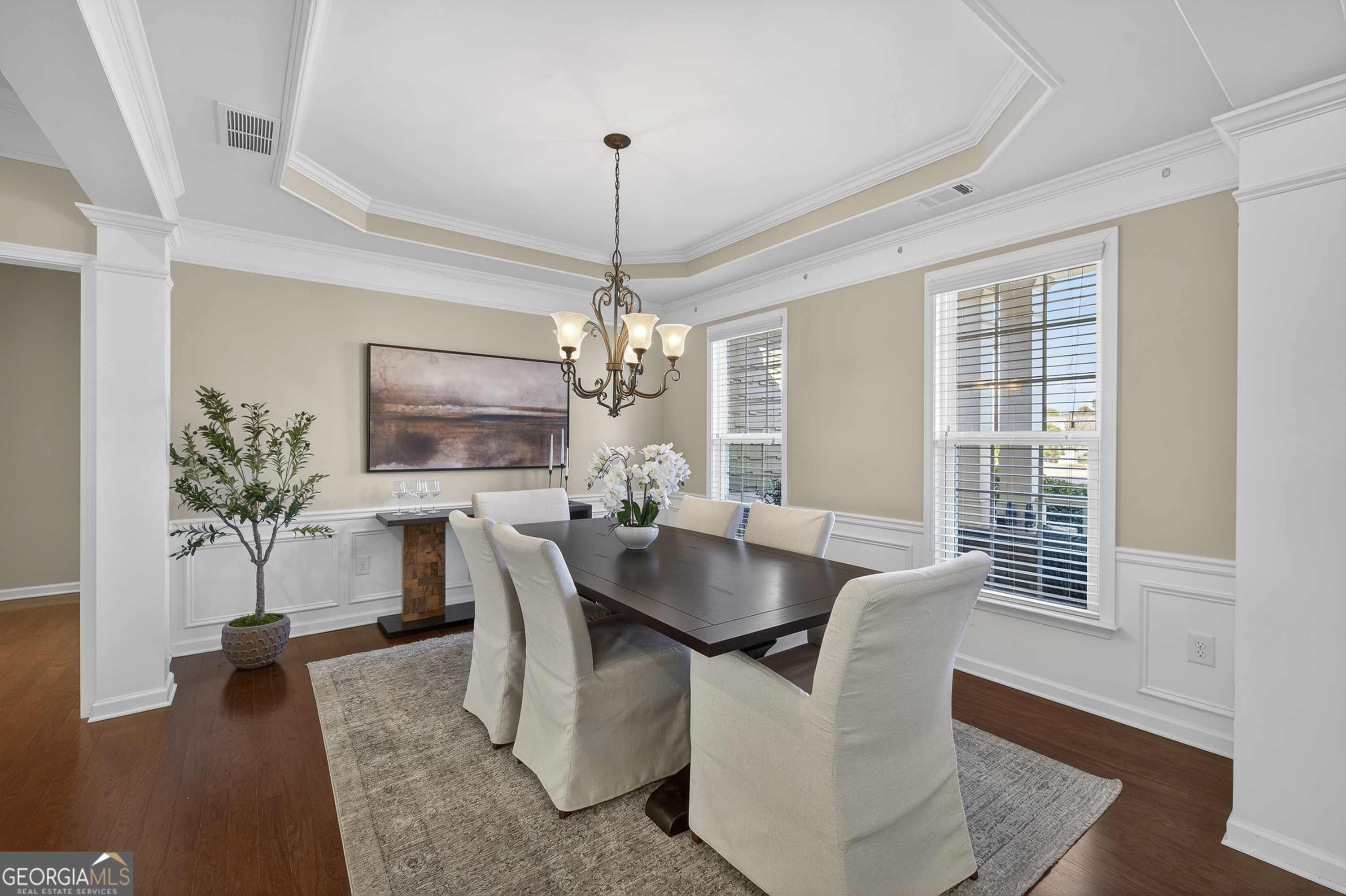 1080 Water Front Road Property Photo 4