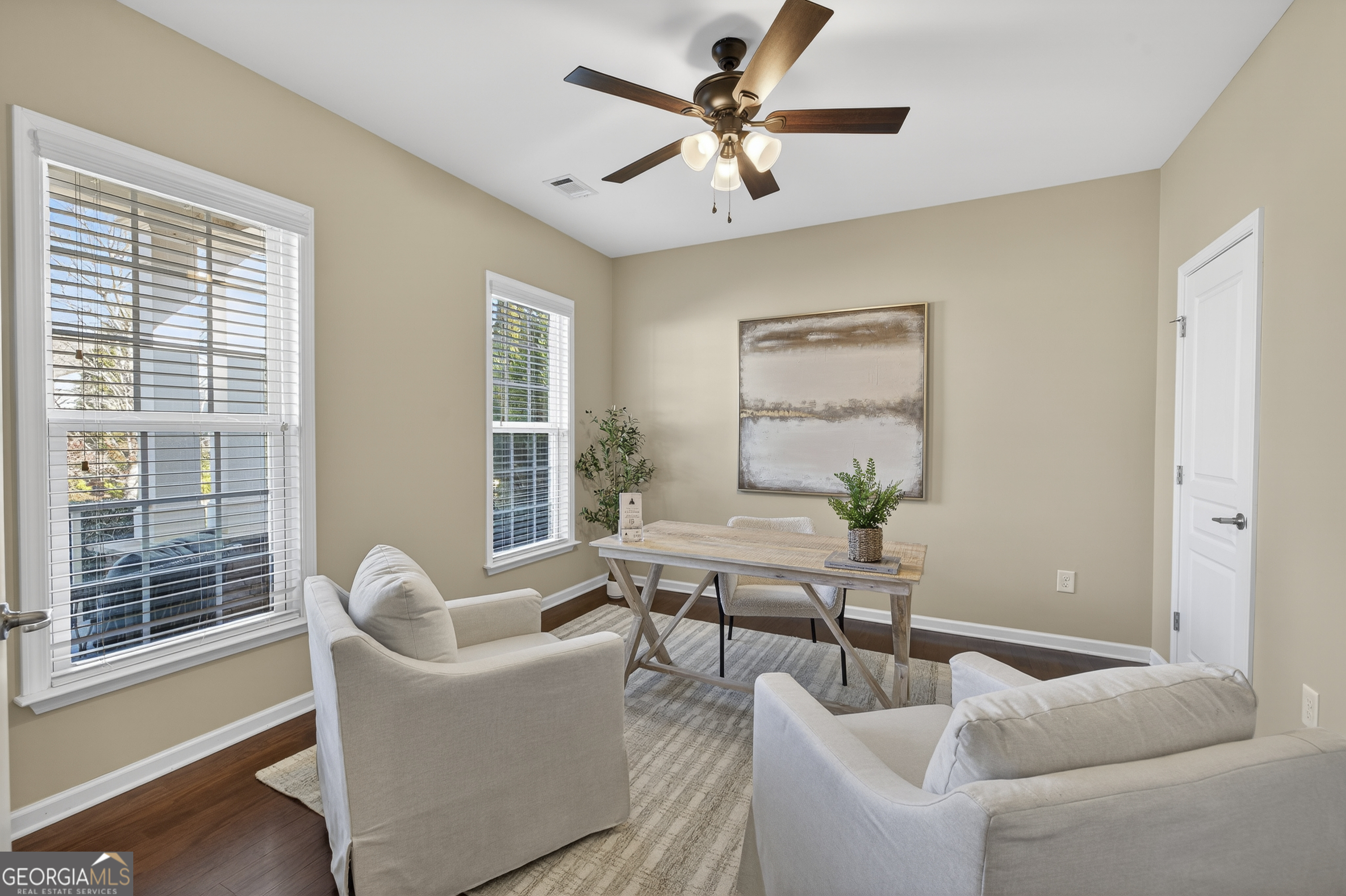 1080 Water Front Road Property Photo 6