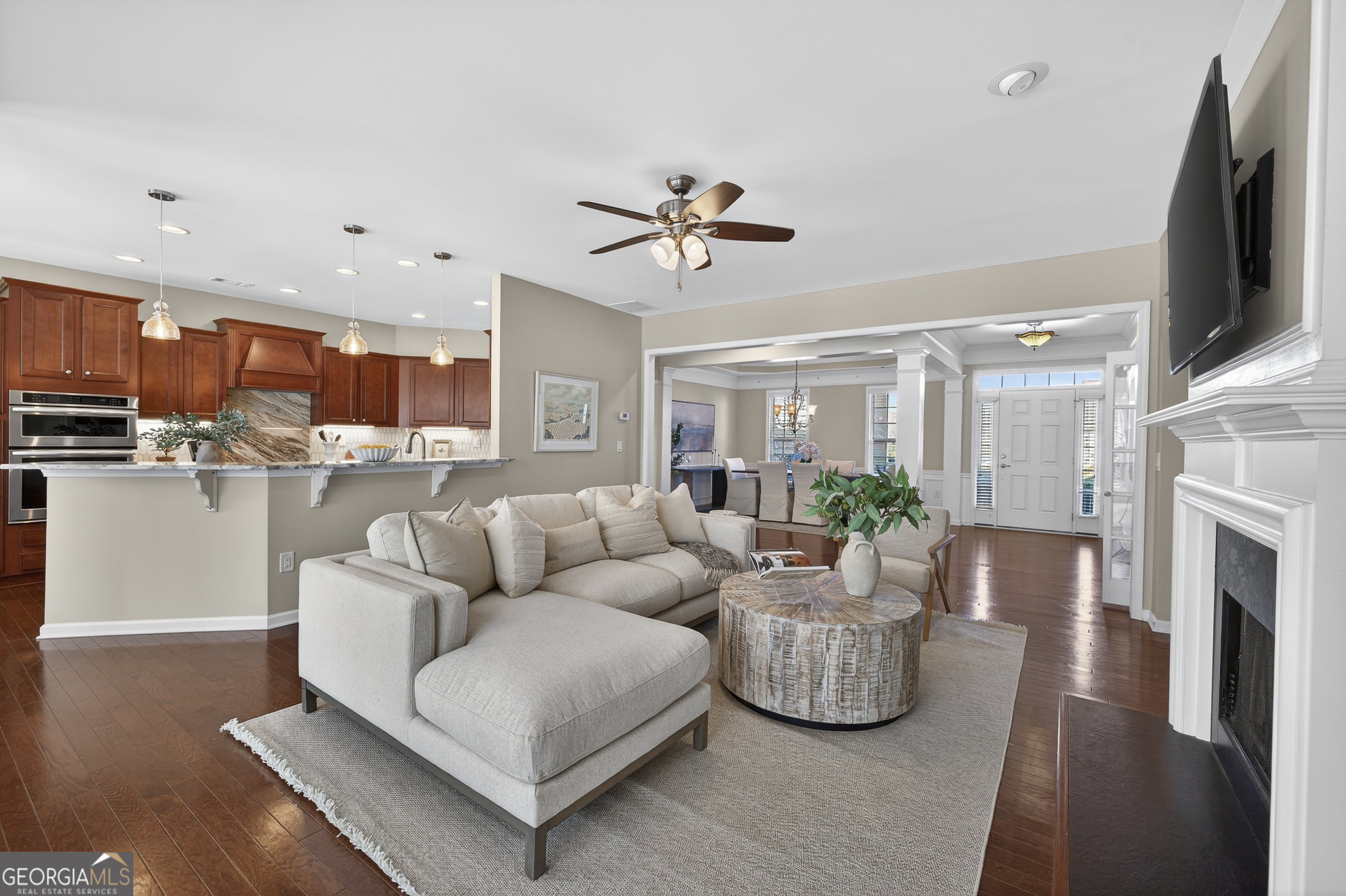 1080 Water Front Road Property Photo 16