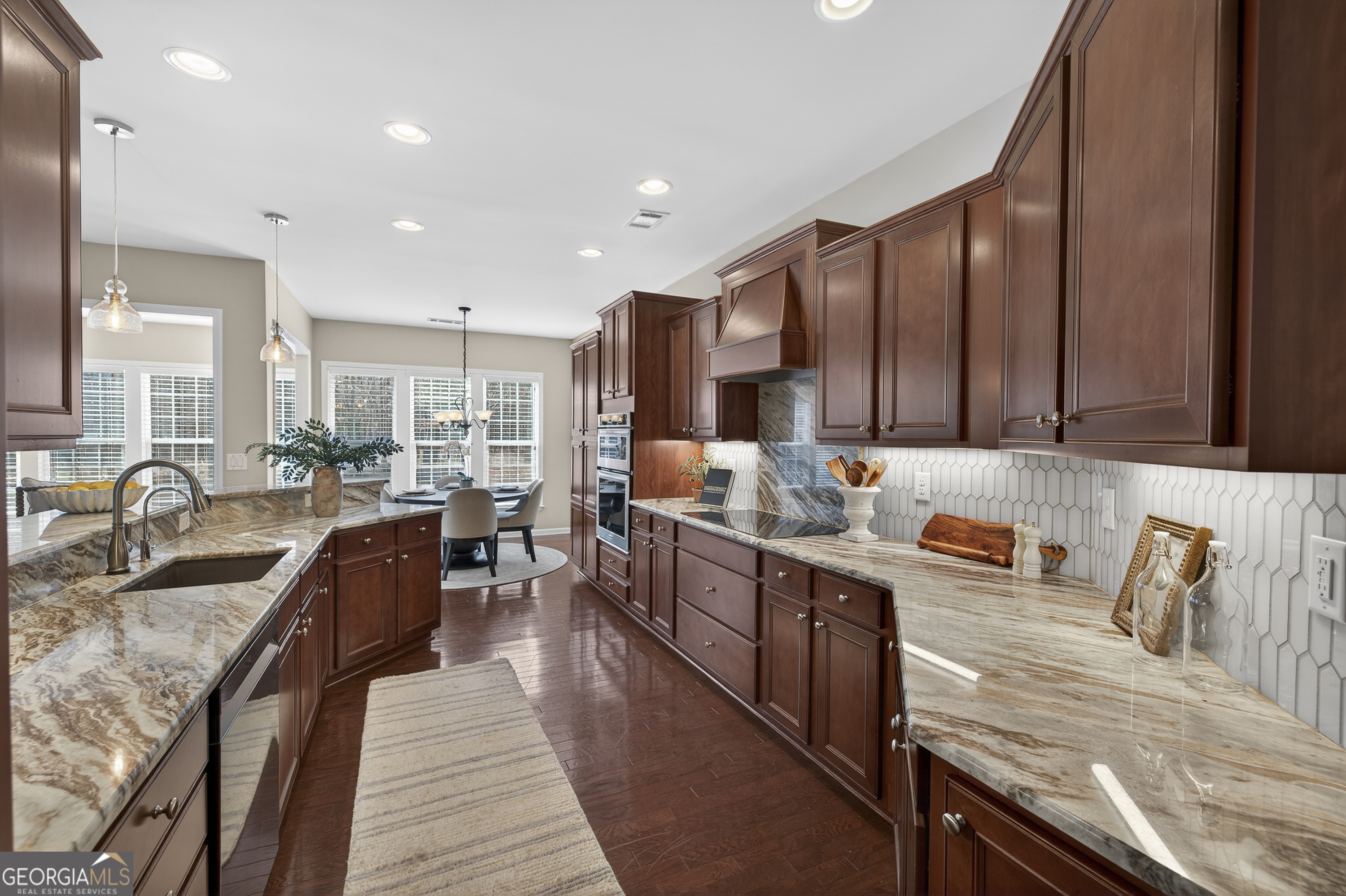 1080 Water Front Road Property Photo 26