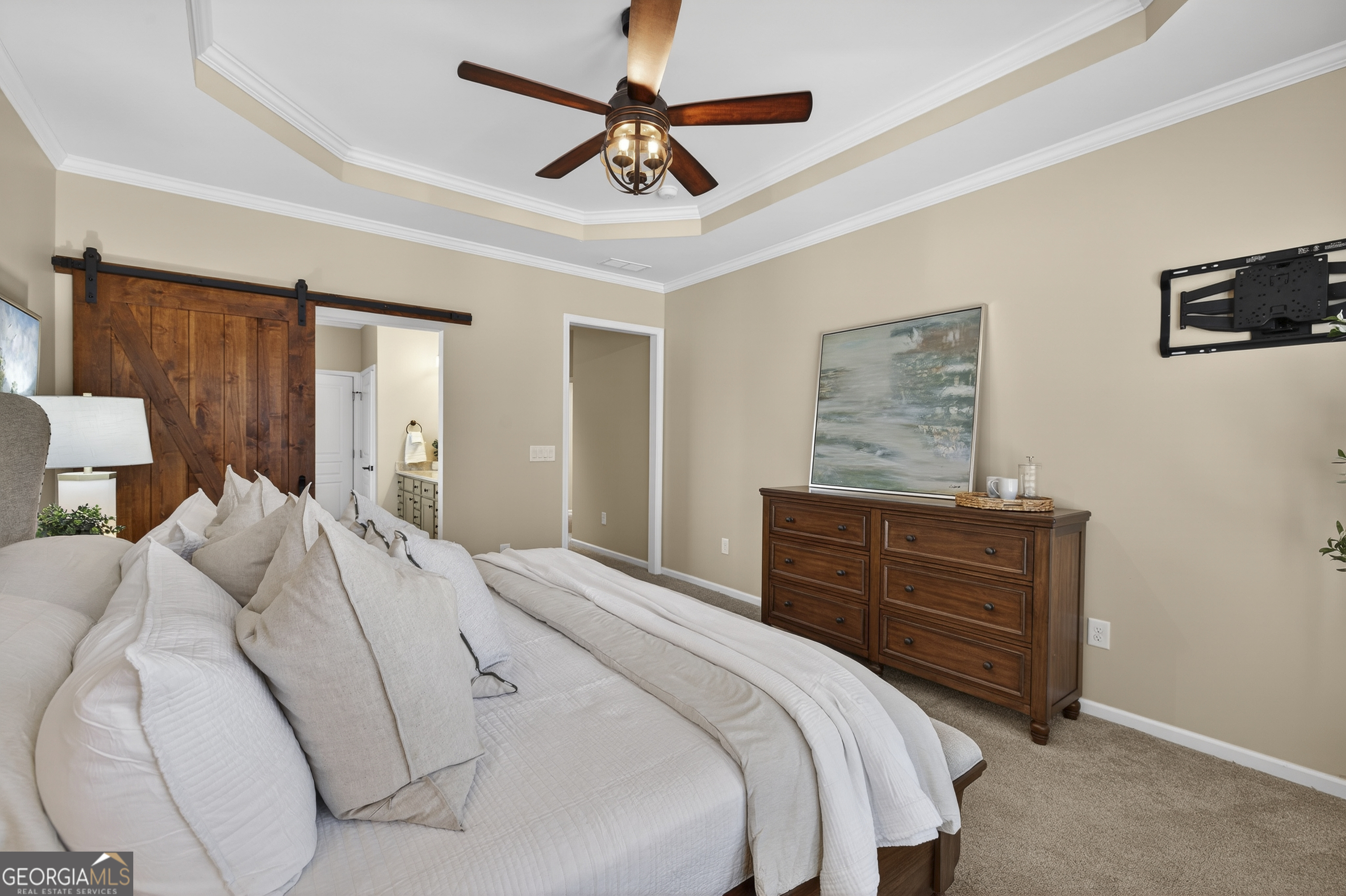 1080 Water Front Road Property Photo 33