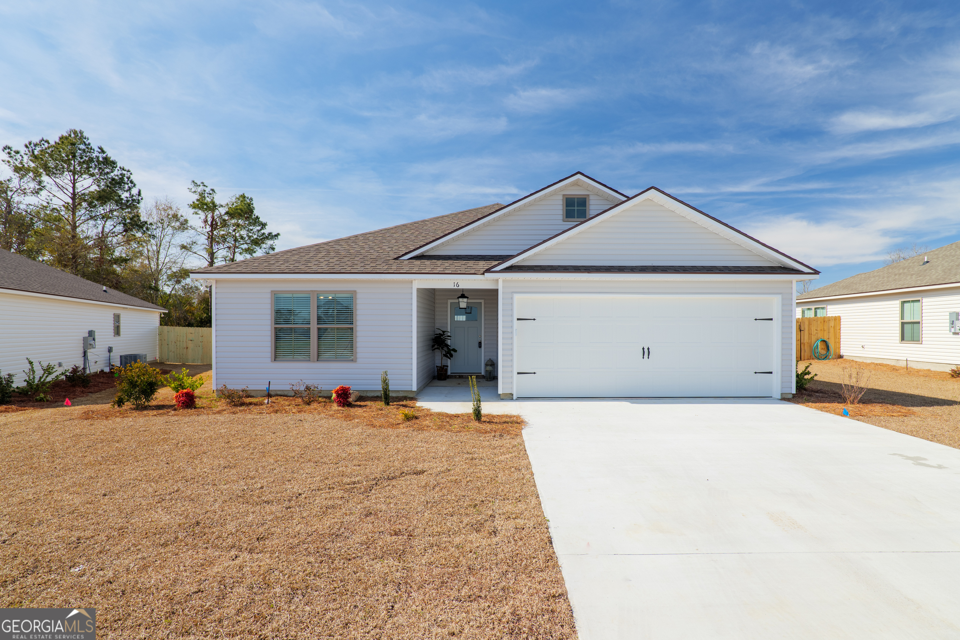 16 Red Oak Street Property Photo