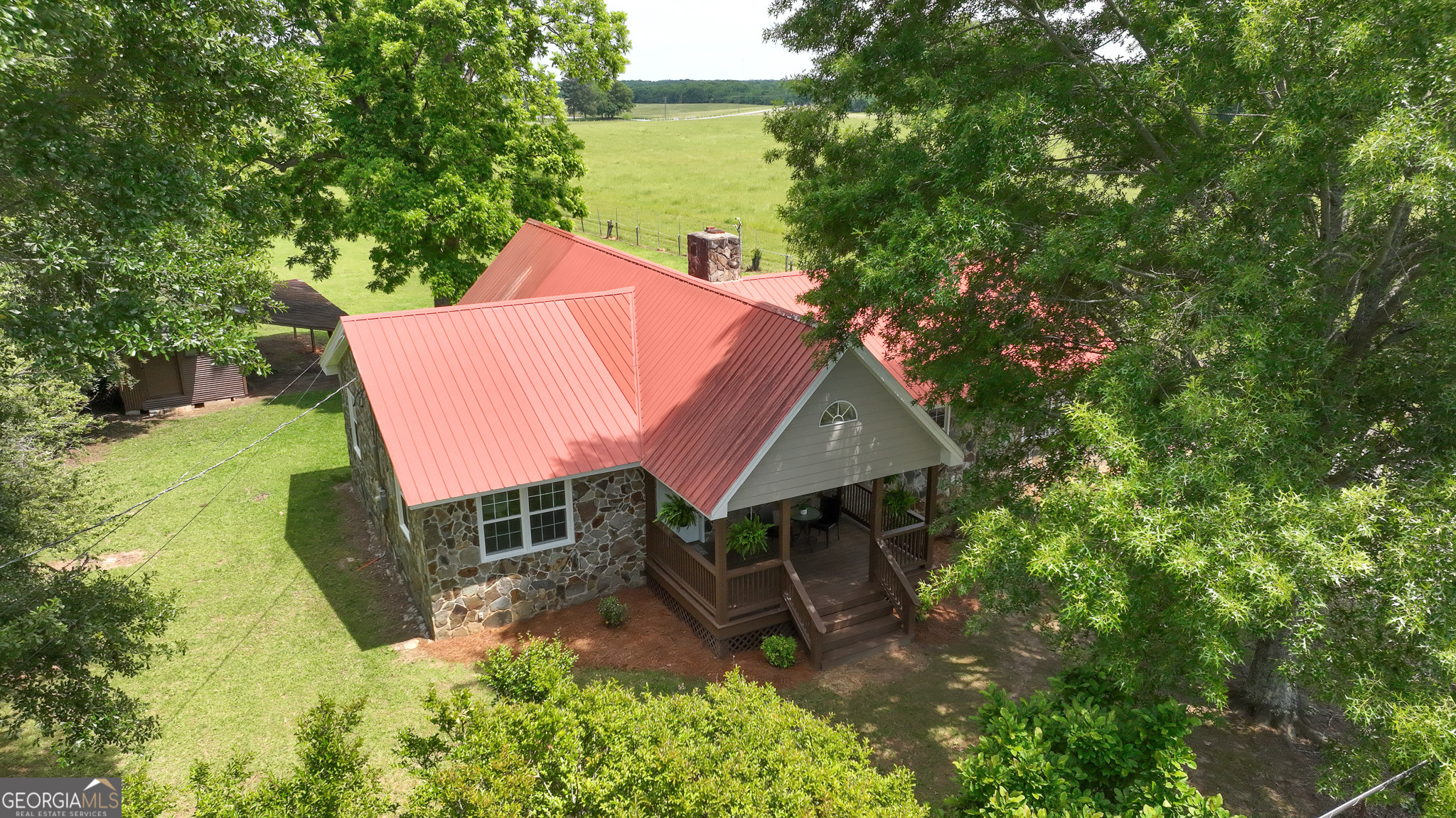 243 College Street Property Photo