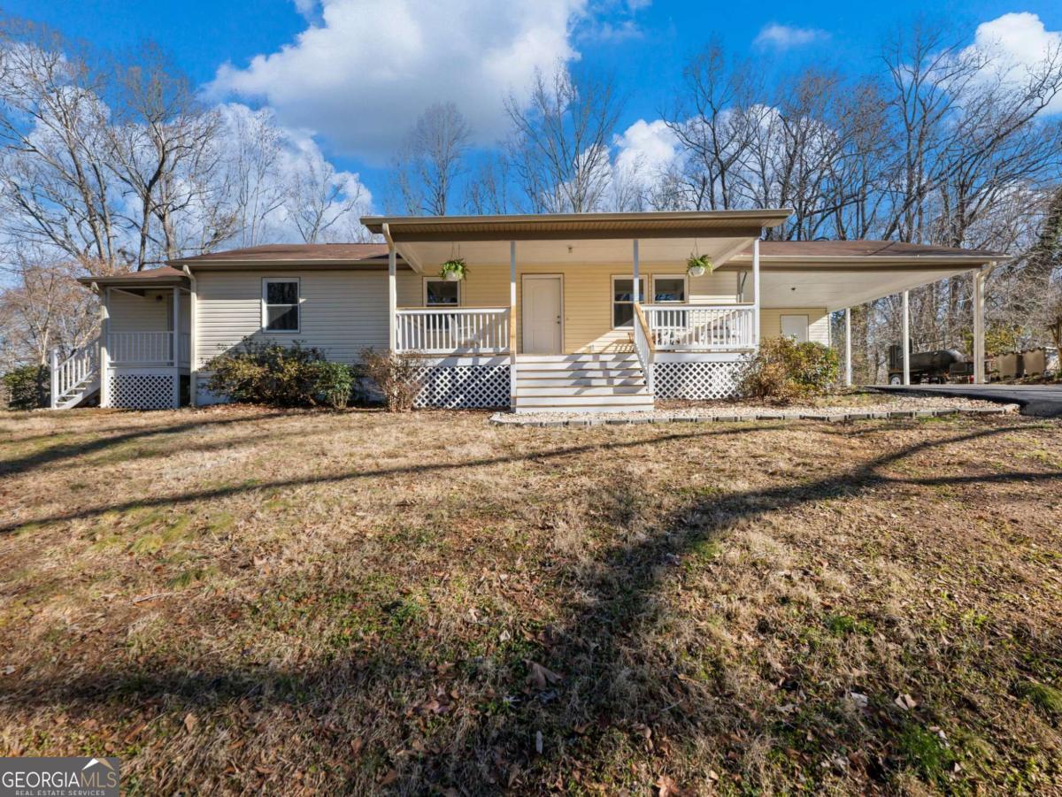 2938 Chestatee Road Property Photo 1