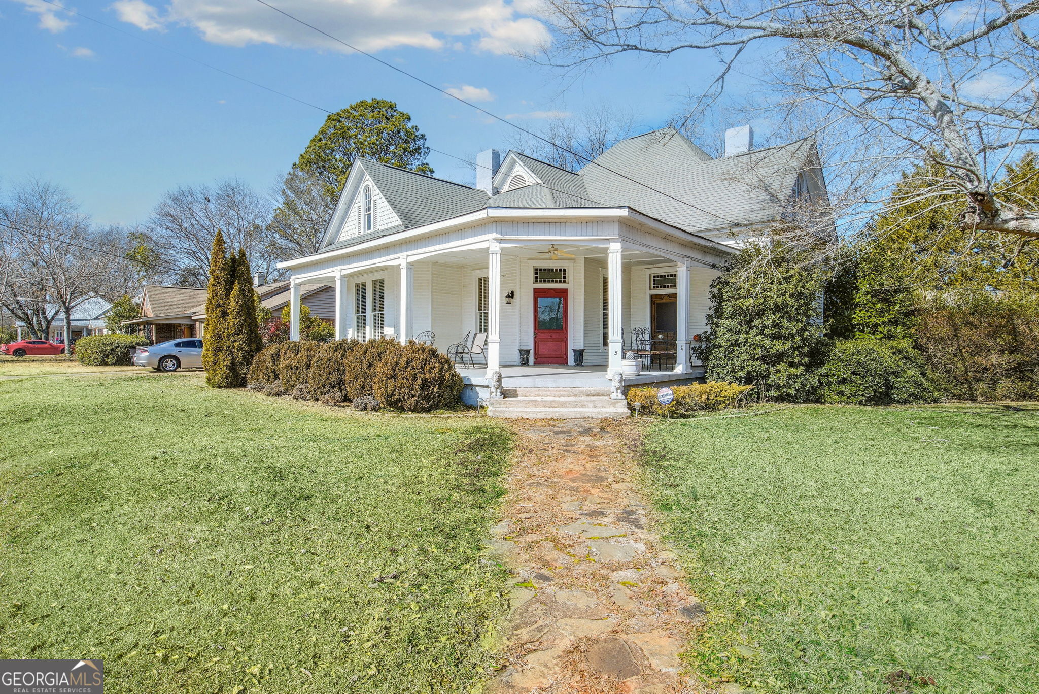 5 West Oak Street Property Photo
