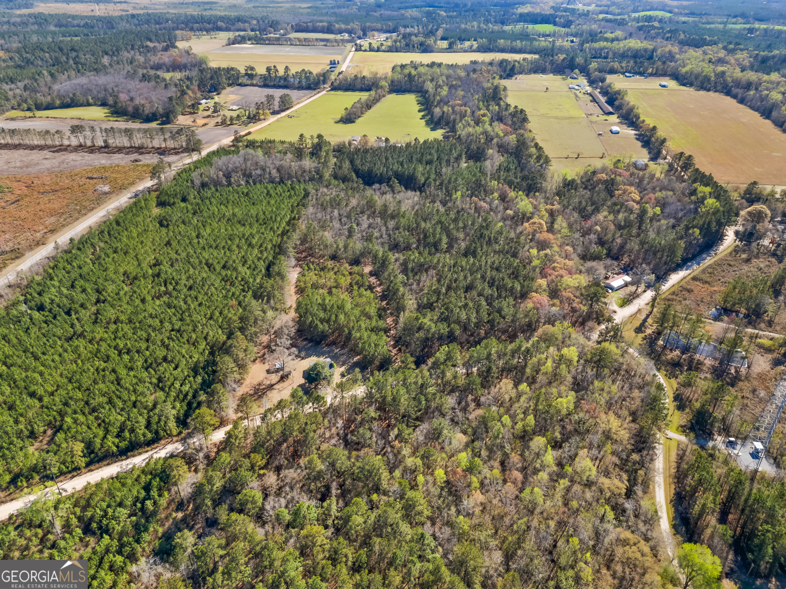 1014 Iler Road Property Photo 5