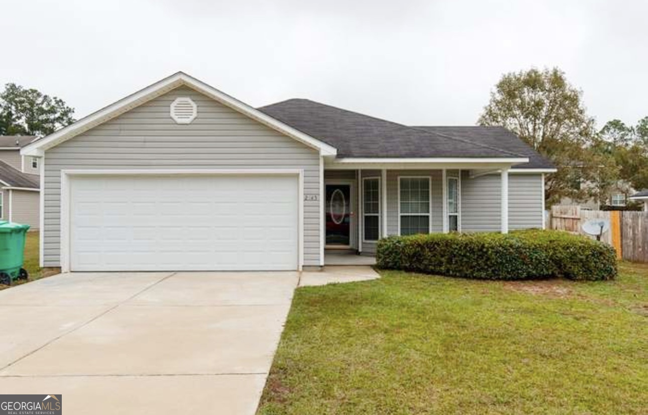 2745 Pineview Drive Property Photo