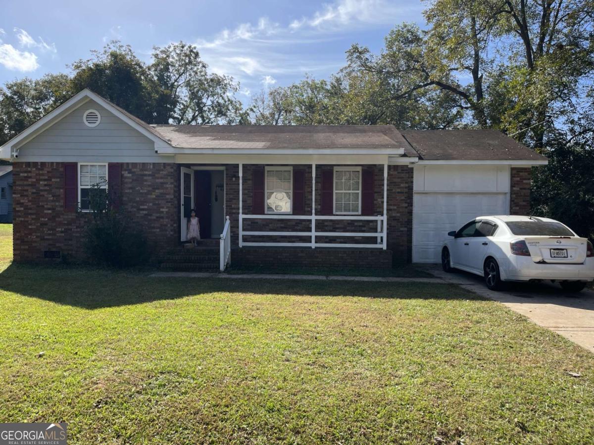 206 Baker Street Property Photo