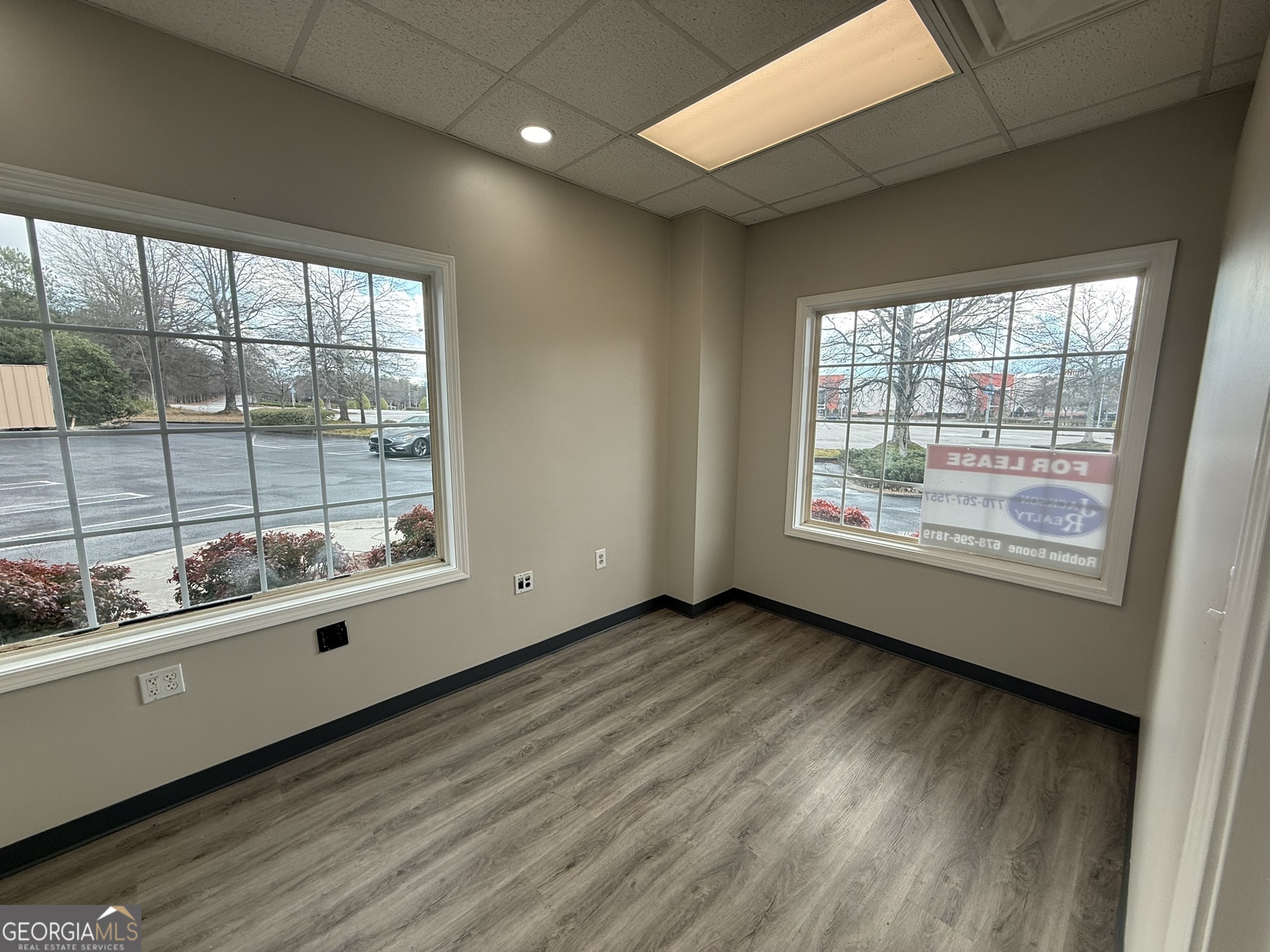 7910 Mall Ring Road Suite 400 Property Photo 4