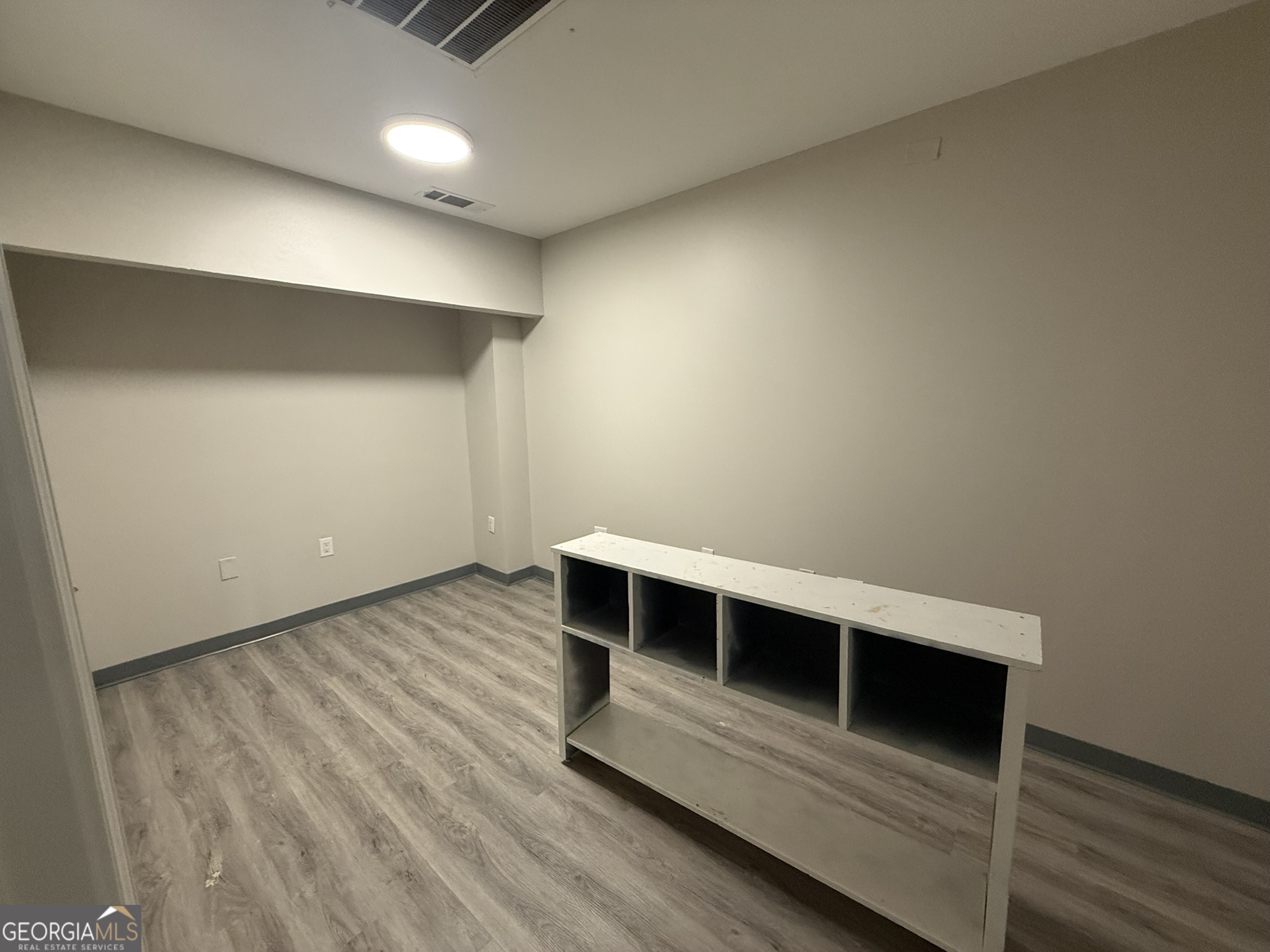 7910 Mall Ring Road Suite 400 Property Photo 12