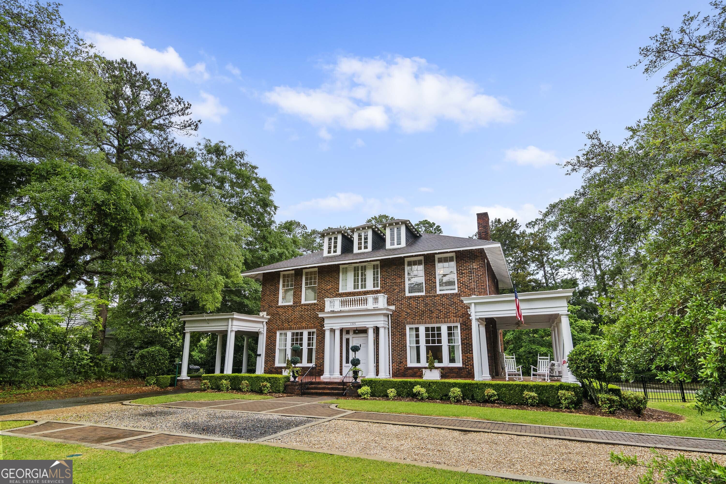 1305 Bellevue Avenue Property Photo 1