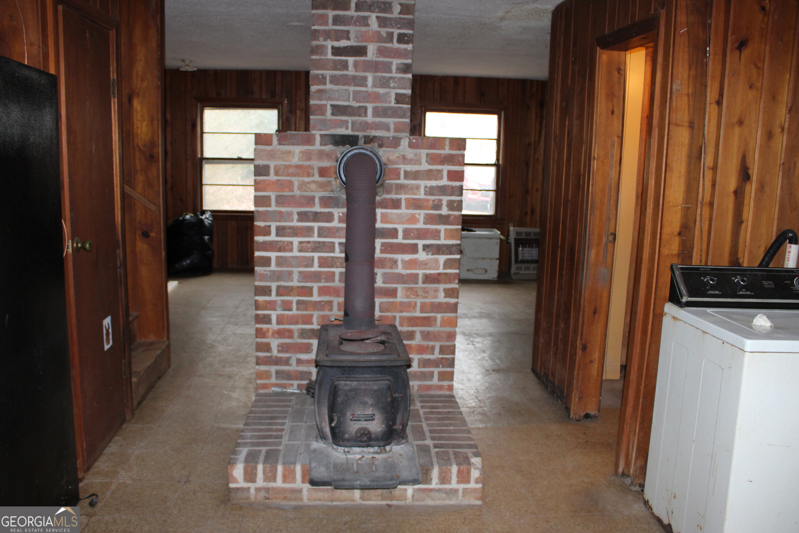 3595 Gumlog Road Property Photo 6