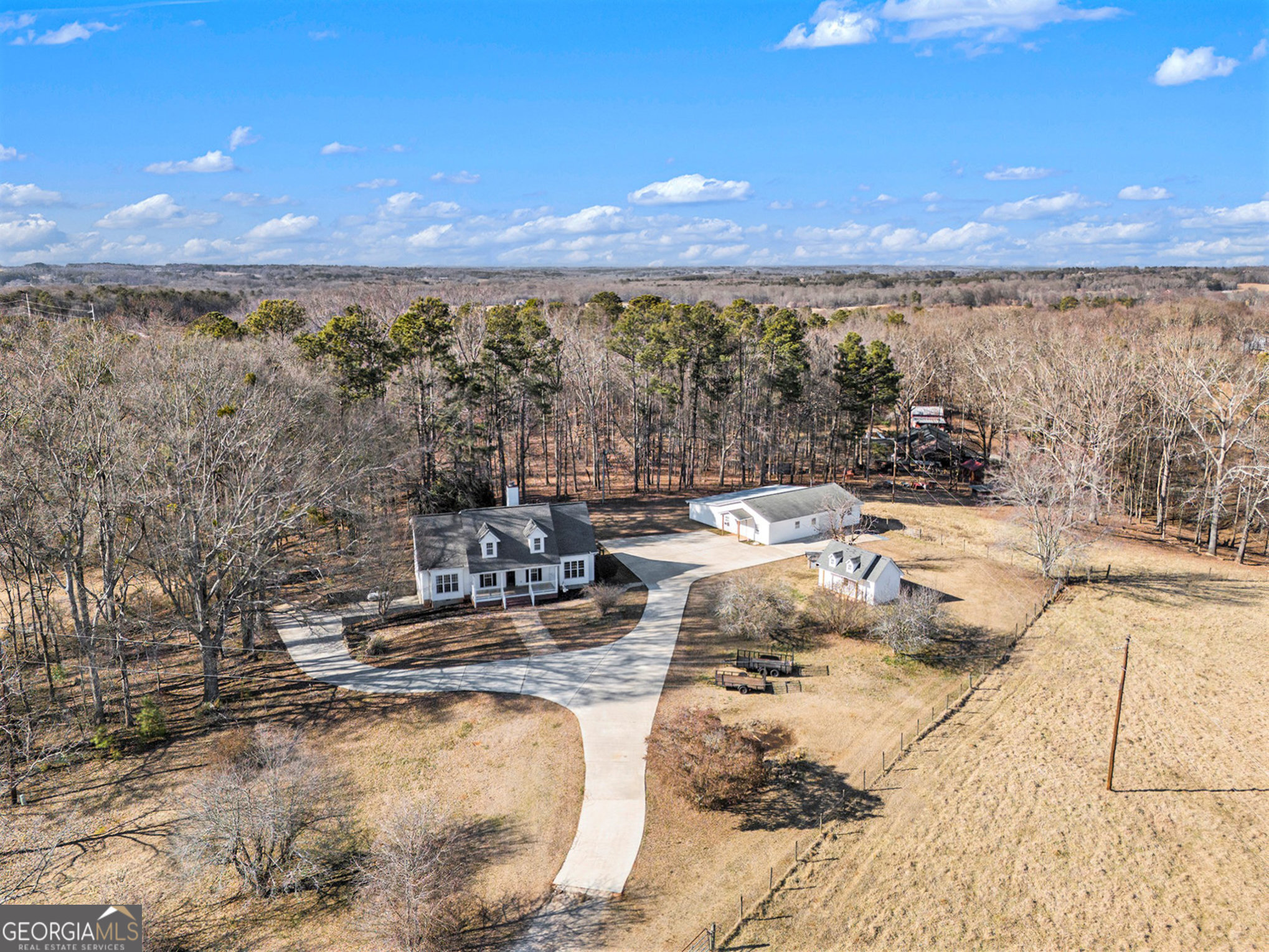295 W 5 Highway Property Photo