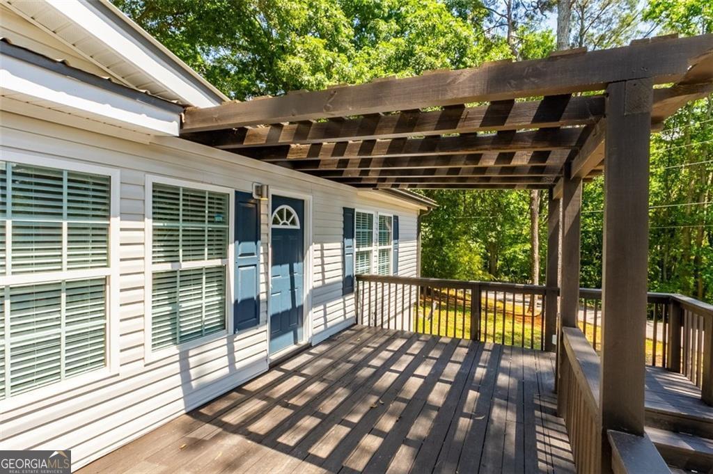 6140 Jones Road Property Photo 2