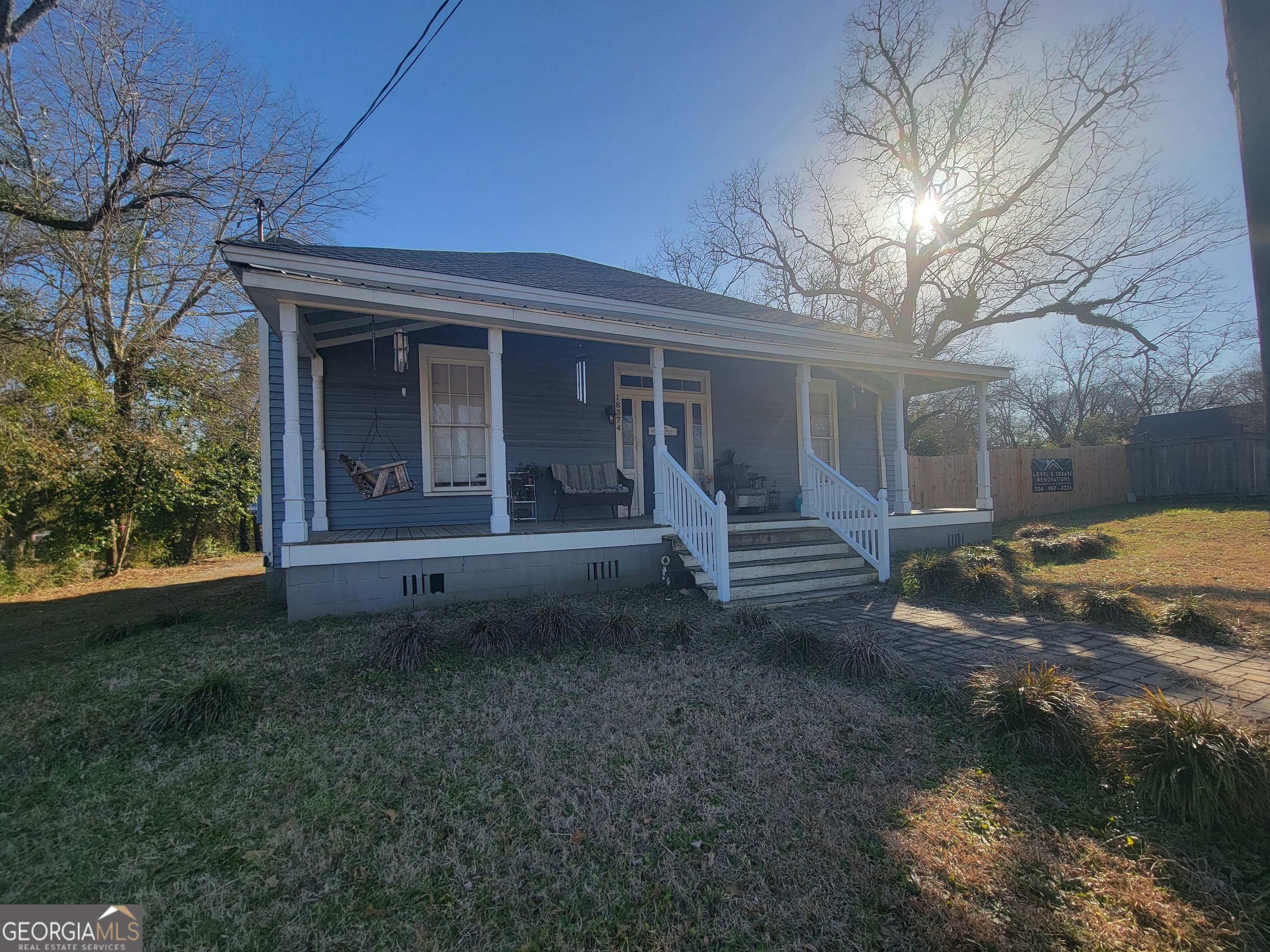 18374 Main Street Property Photo